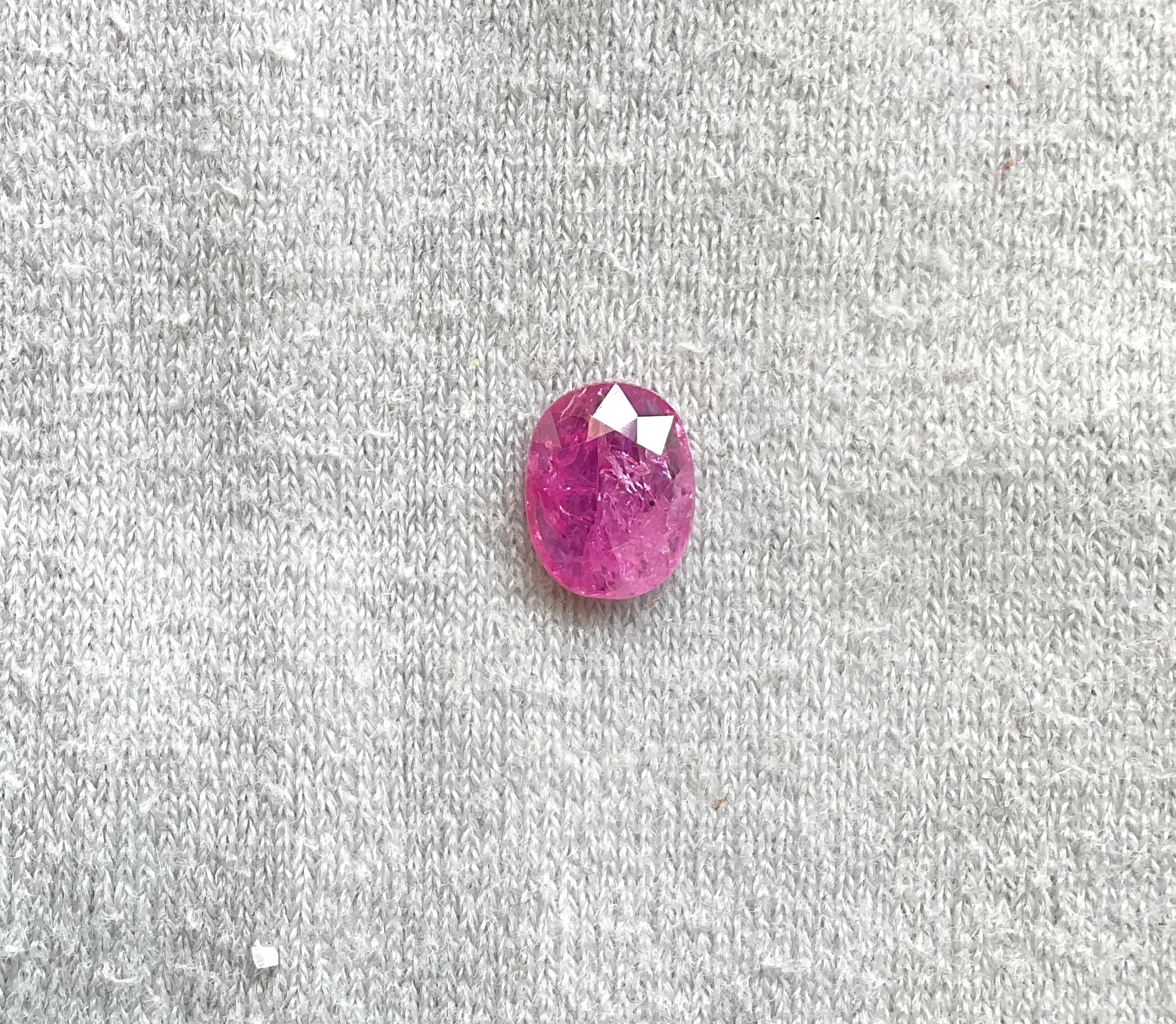 Rubí de Mozambique certificado de 1.61 quilates Piedra tallada facetada ovalada Sin calor Gema natural

Peso: 1.61 quilates
Tamaño:  8x6.5x2.5 MM
Piezas: 1
Forma: Piedra tallada ovalada facetada