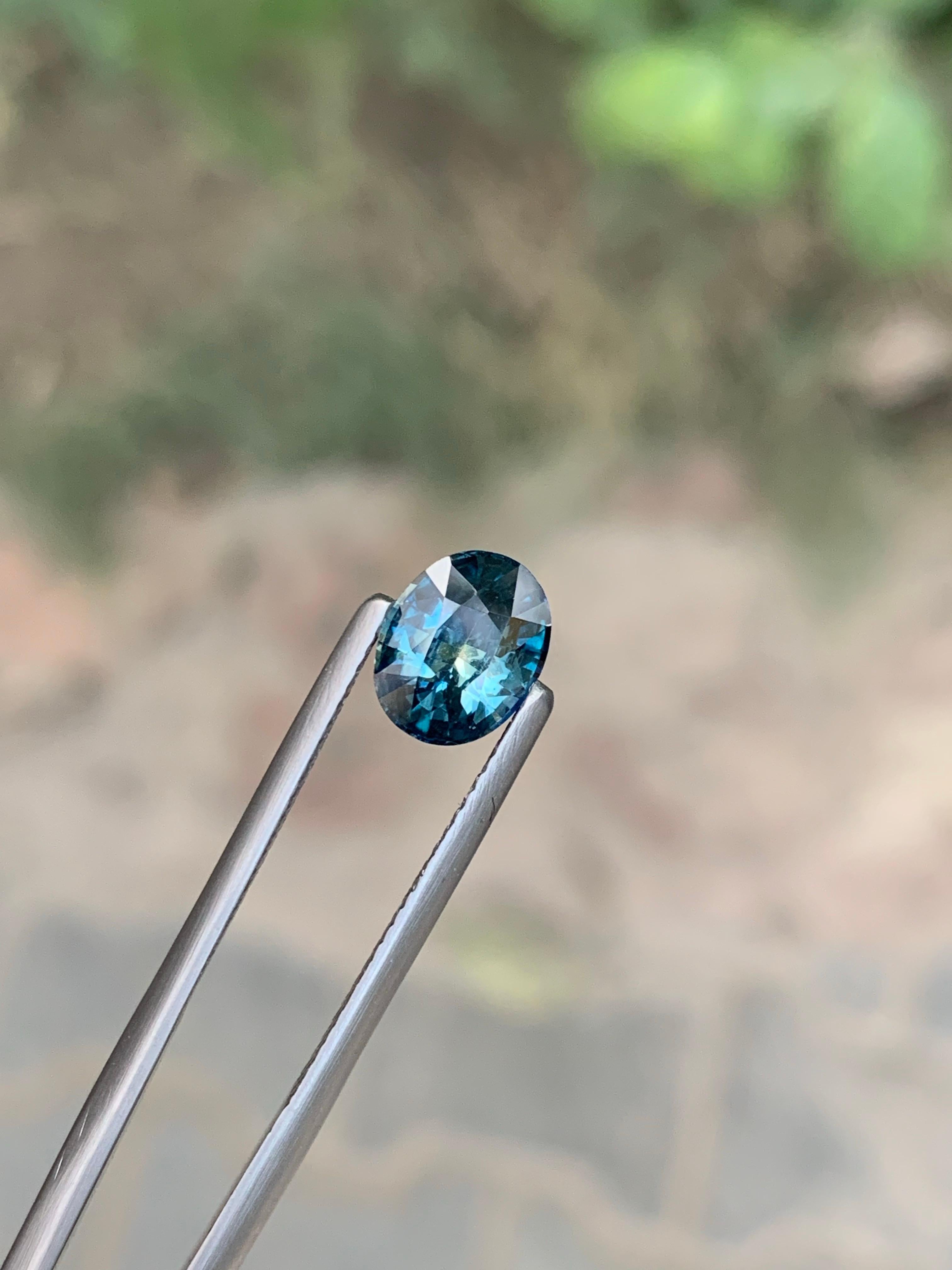 Certified 1.63 Carat Natural Loose Bi Colour Sapphire From Madagascar, Africa en vente 11
