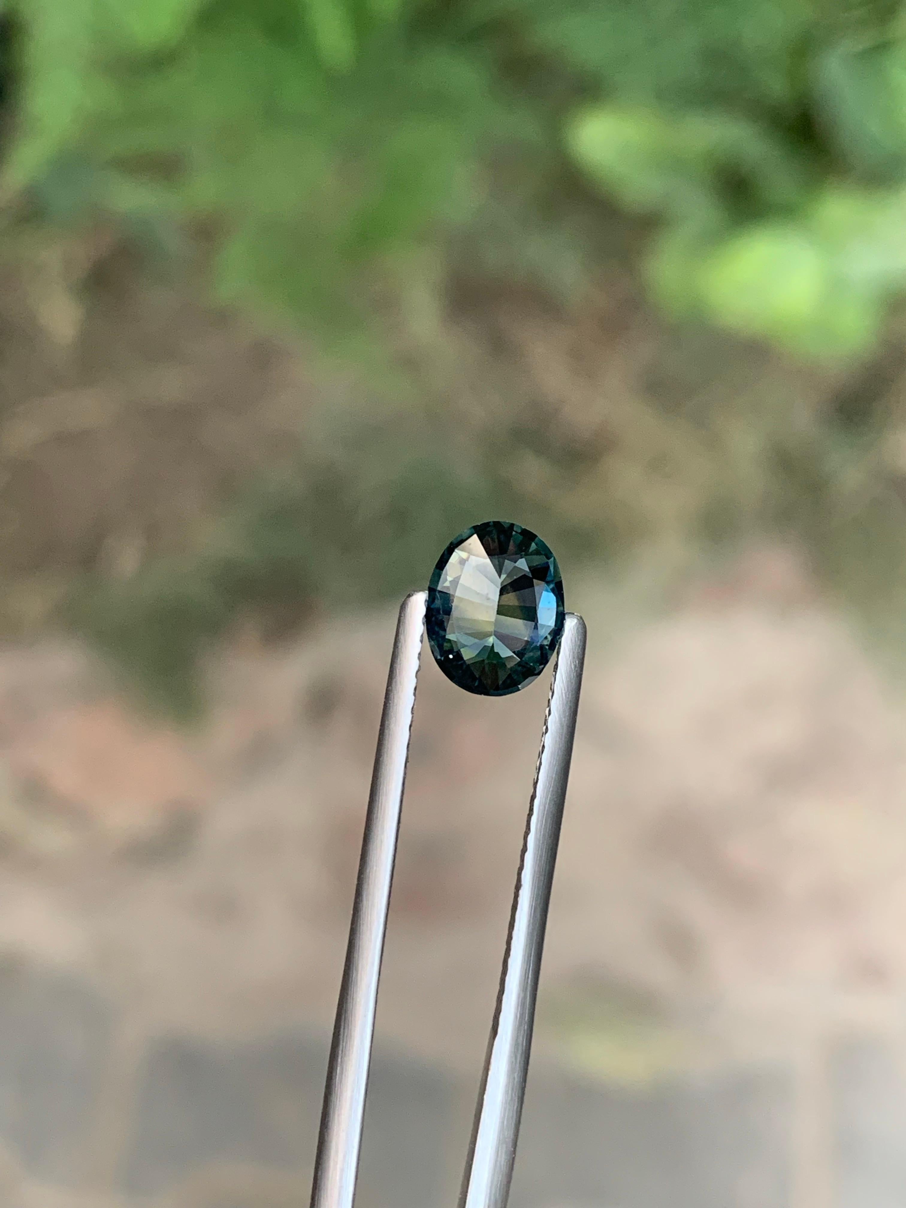 Certified 1.63 Carat Natural Loose Bi Colour Sapphire From Madagascar, Africa en vente 1