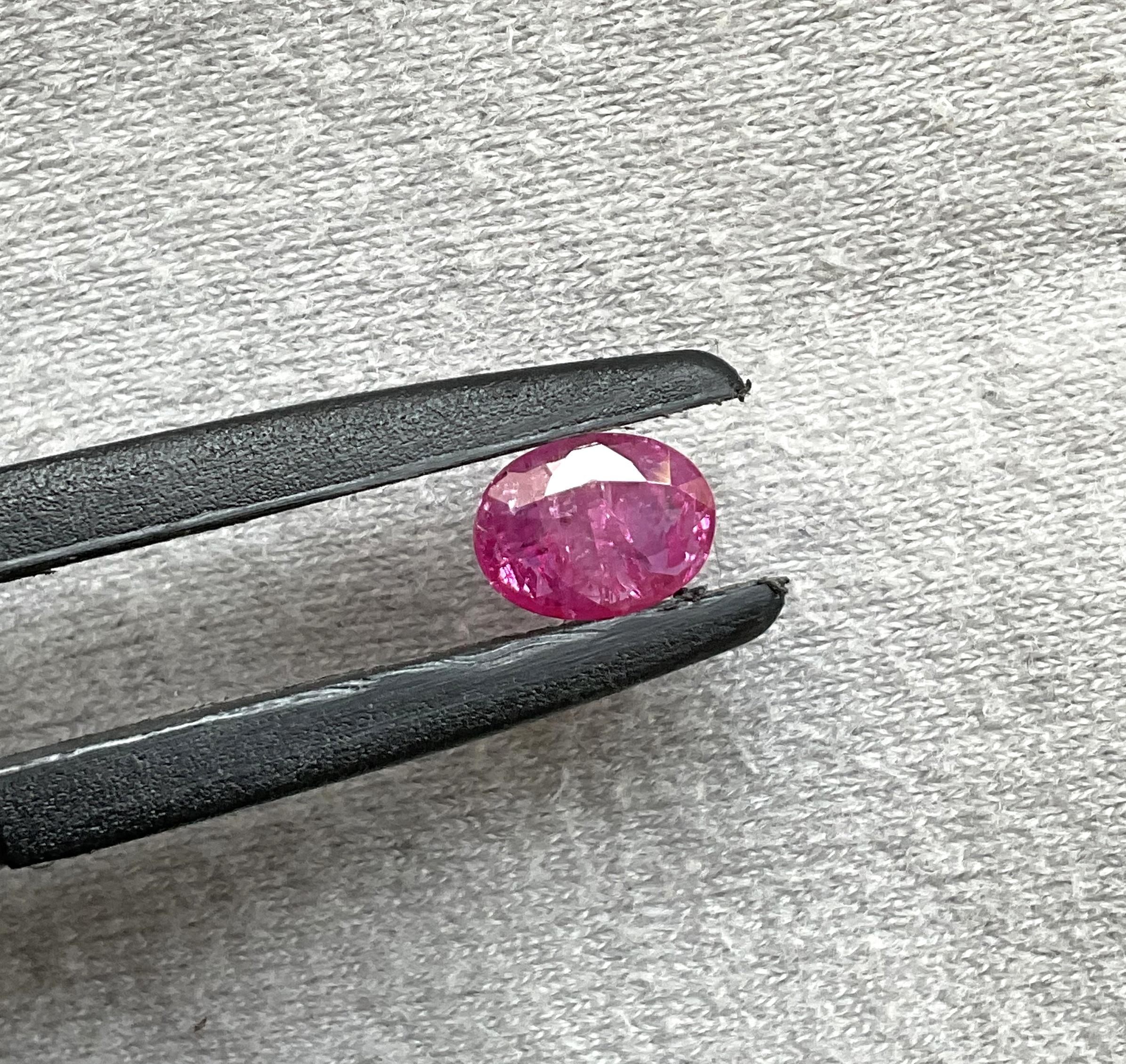 Certified 1.71 Carats Mozambique Ruby Oval Faceted Cut stone No Heat Natural Gem For Sale 1