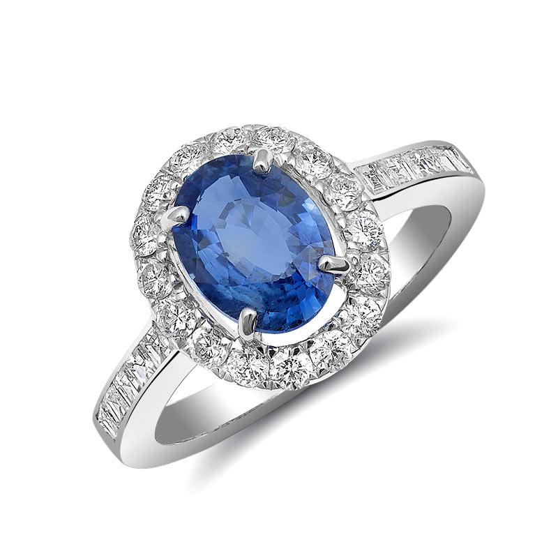 Certified 1.73 Carat Blue Sapphire Diamond set in White Gold Ring  In New Condition For Sale In Los Angeles, CA