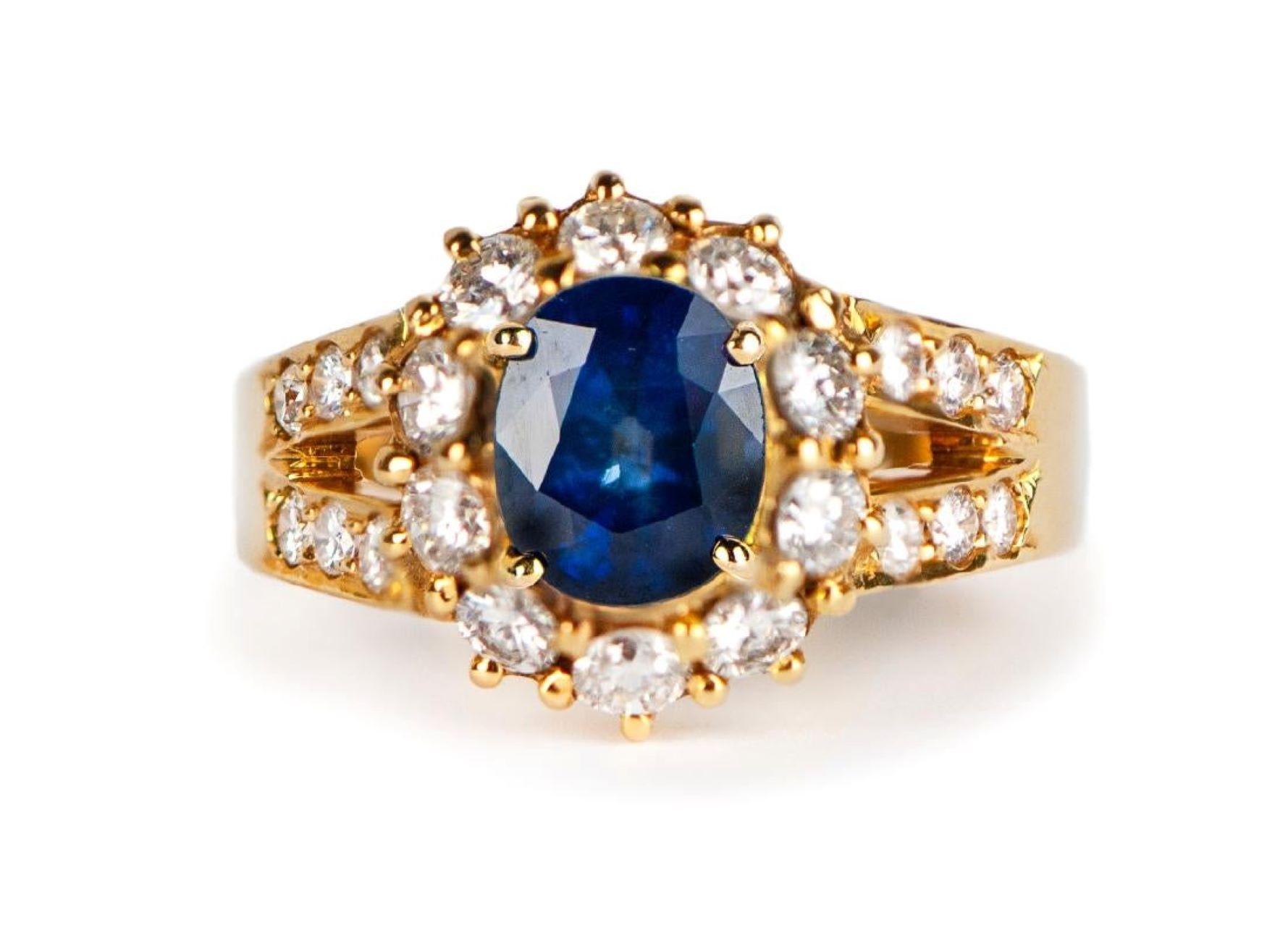 Bague en or 18 carats certifiée 1,75 carats saphir bleu naturel et diamants en vente 6