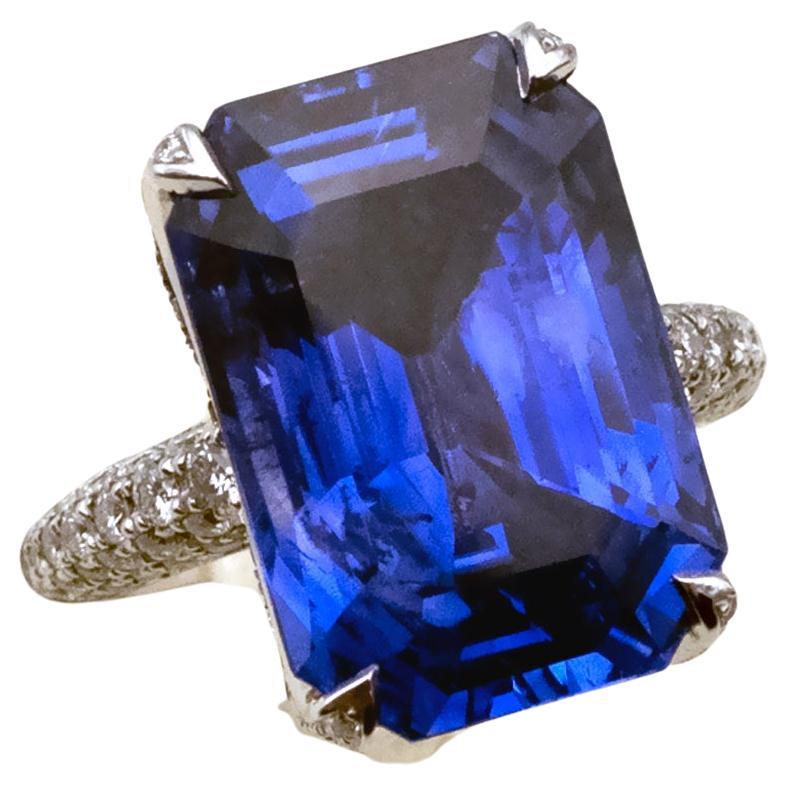  Certified 17.67 Carat Emerald-Cut Natural Sapphire and Diamond Ring For Sale