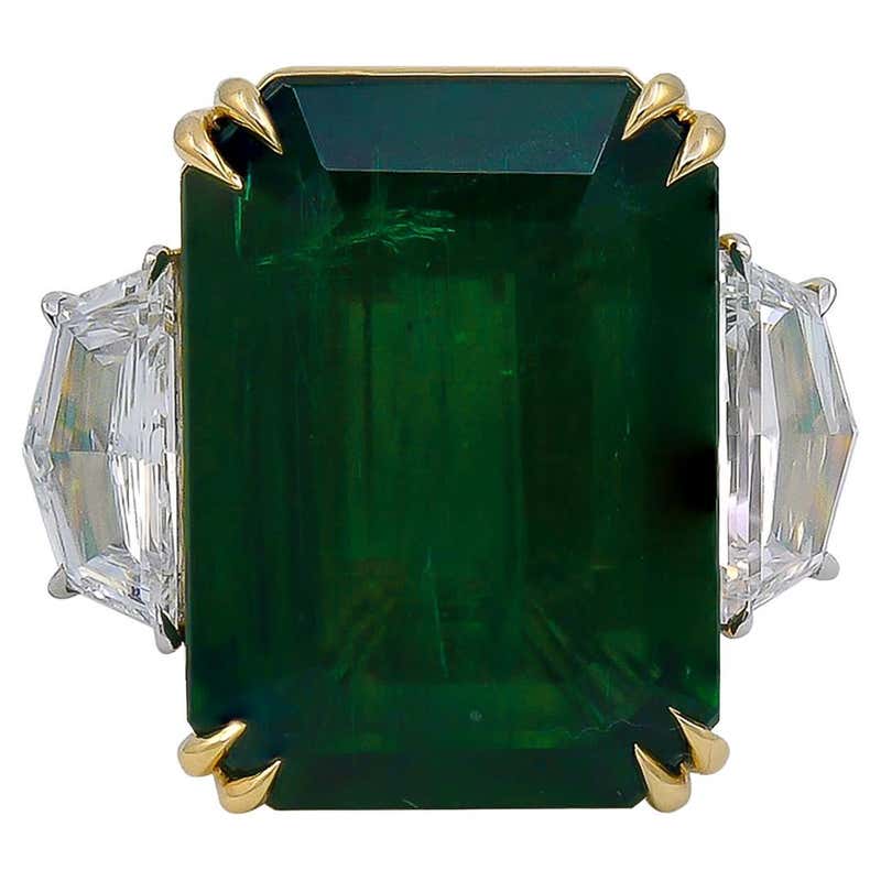Emilio Jewelry Certified Vivid Green 17.08 Carat Emerald Diamond Ring ...