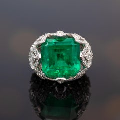 Certified 17.81ct Colombian Emerald and Diamond Cocktail Ring in 18K Gold