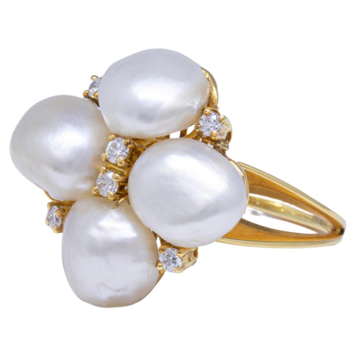 Certified 17.84 Ct. Natural Baroque Pearls Statement Ring with Diamond