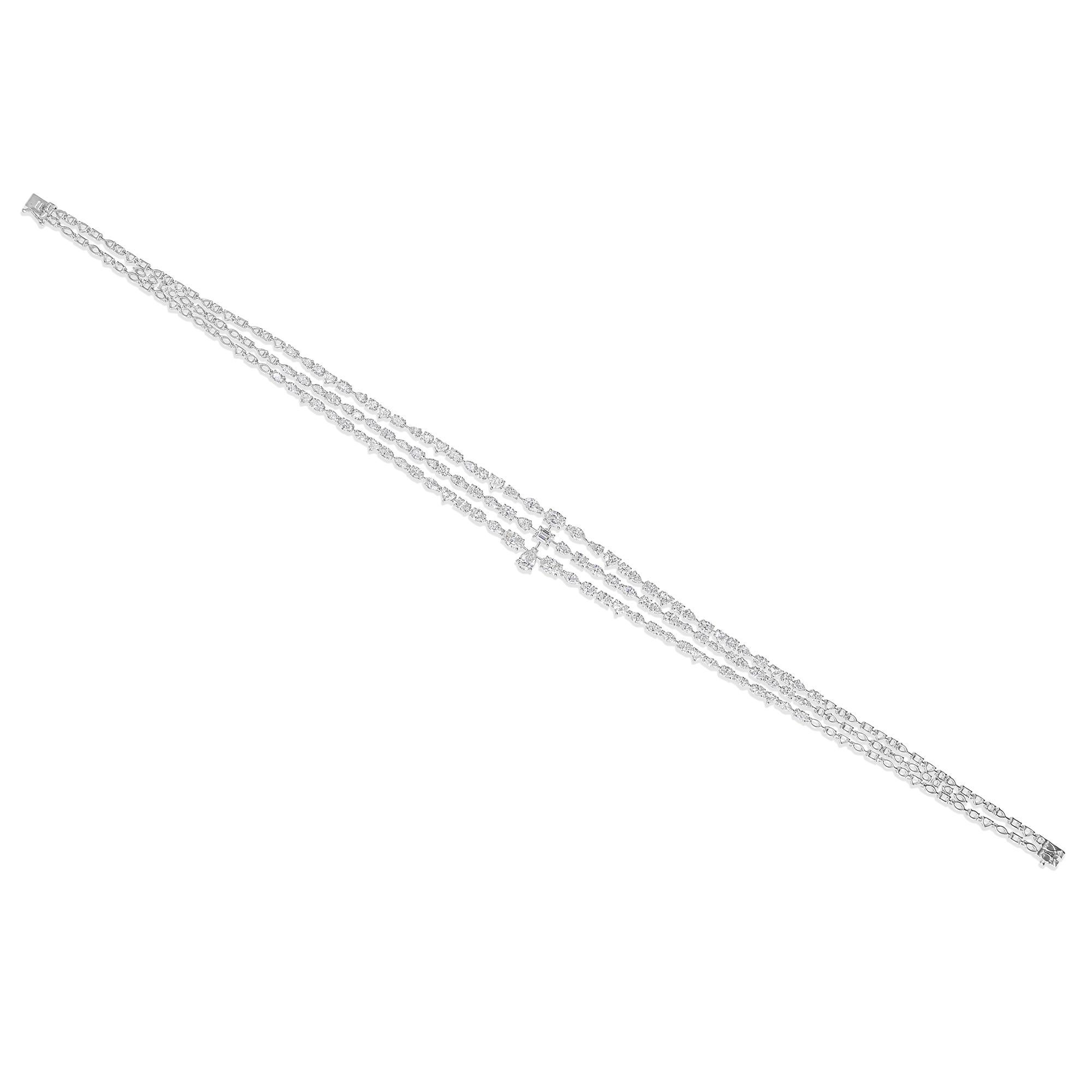 Collier ras du cou en or blanc 18k certifié 18.47 carats diamant à trois couches en vente 2