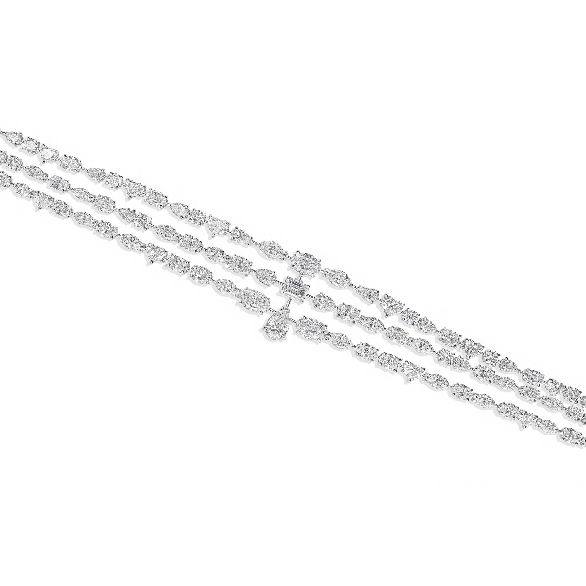 Collier ras du cou en or blanc 18k certifié 18.47 carats diamant à trois couches en vente 3