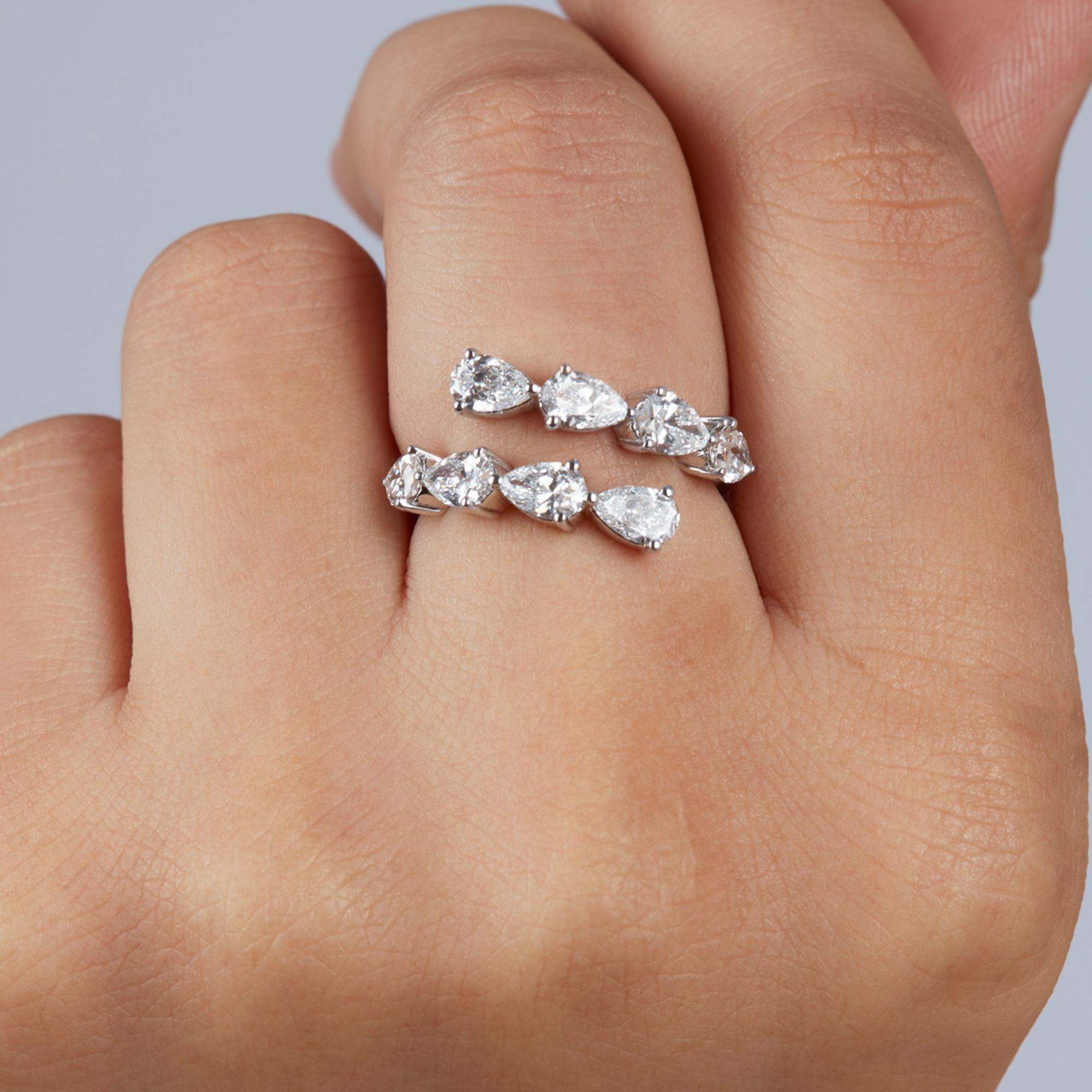 Bague d'exception en or 14 carats avec diamants en forme de poire certifiés de 1,85 carat Neuf - En vente à New York, NY