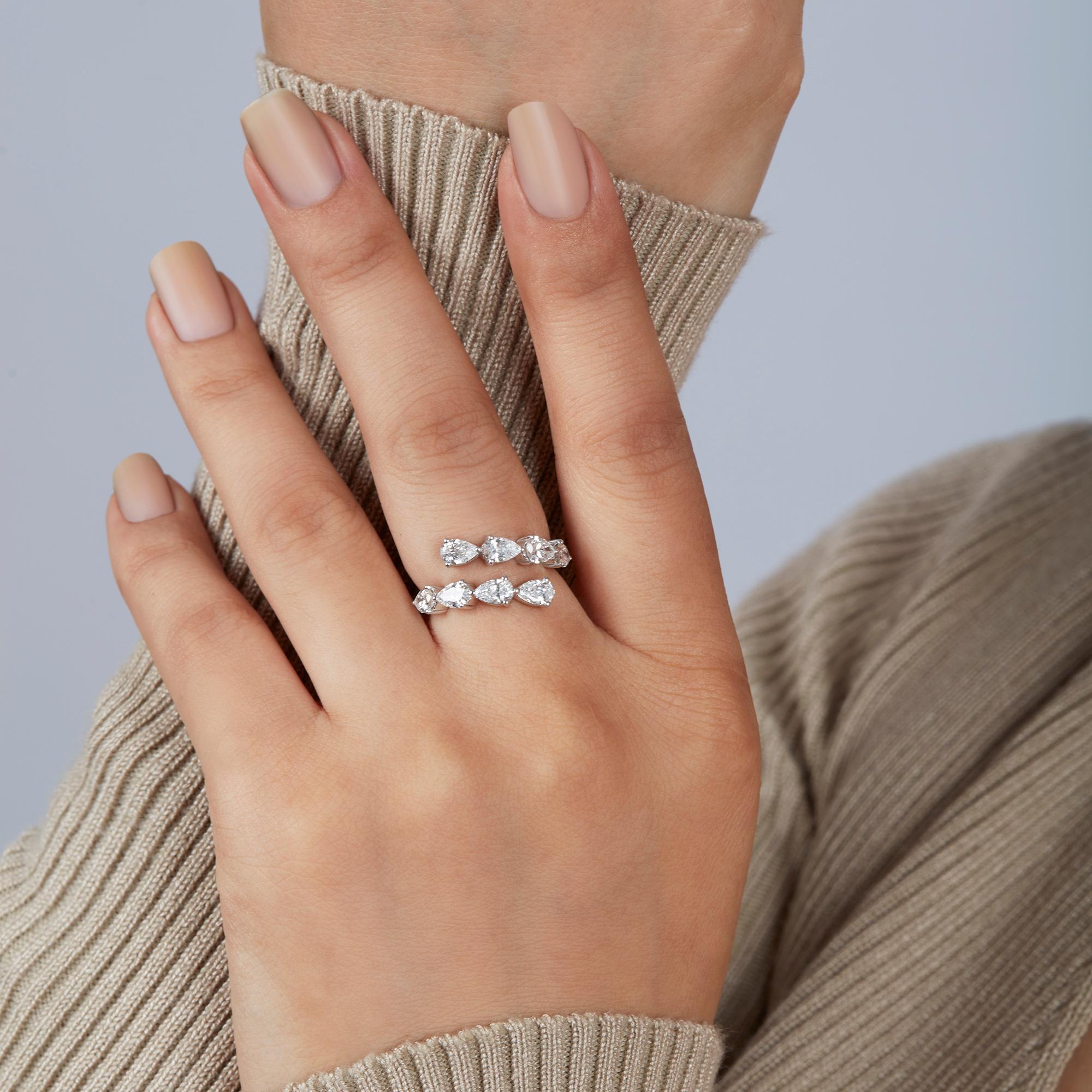 Bague d'exception en or 14 carats avec diamants en forme de poire certifiés de 1,85 carat Pour femmes en vente