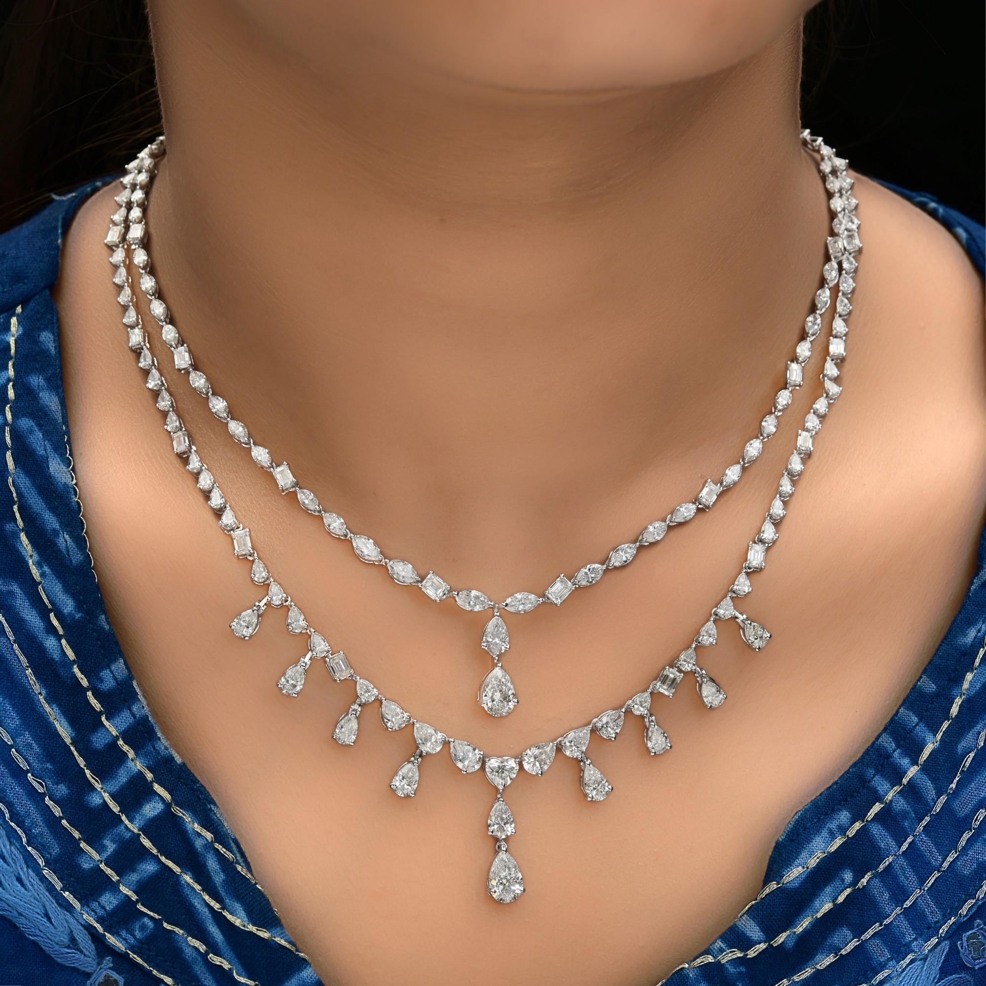 Presentamos el extraordinario Collar Gargantilla de Diamantes Certificado de 18,90 Quilates, una verdadera obra maestra de la alta joyería que encarna el lujo y el brillo. Meticulosamente elaborado con excepcional arte y atención al detalle, este