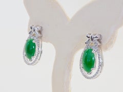 Pendientes de jadeíta de Myanmar tipo A de 3 ct y diamantes de 0,50 ct en oro blanco certificado de 18 quilates