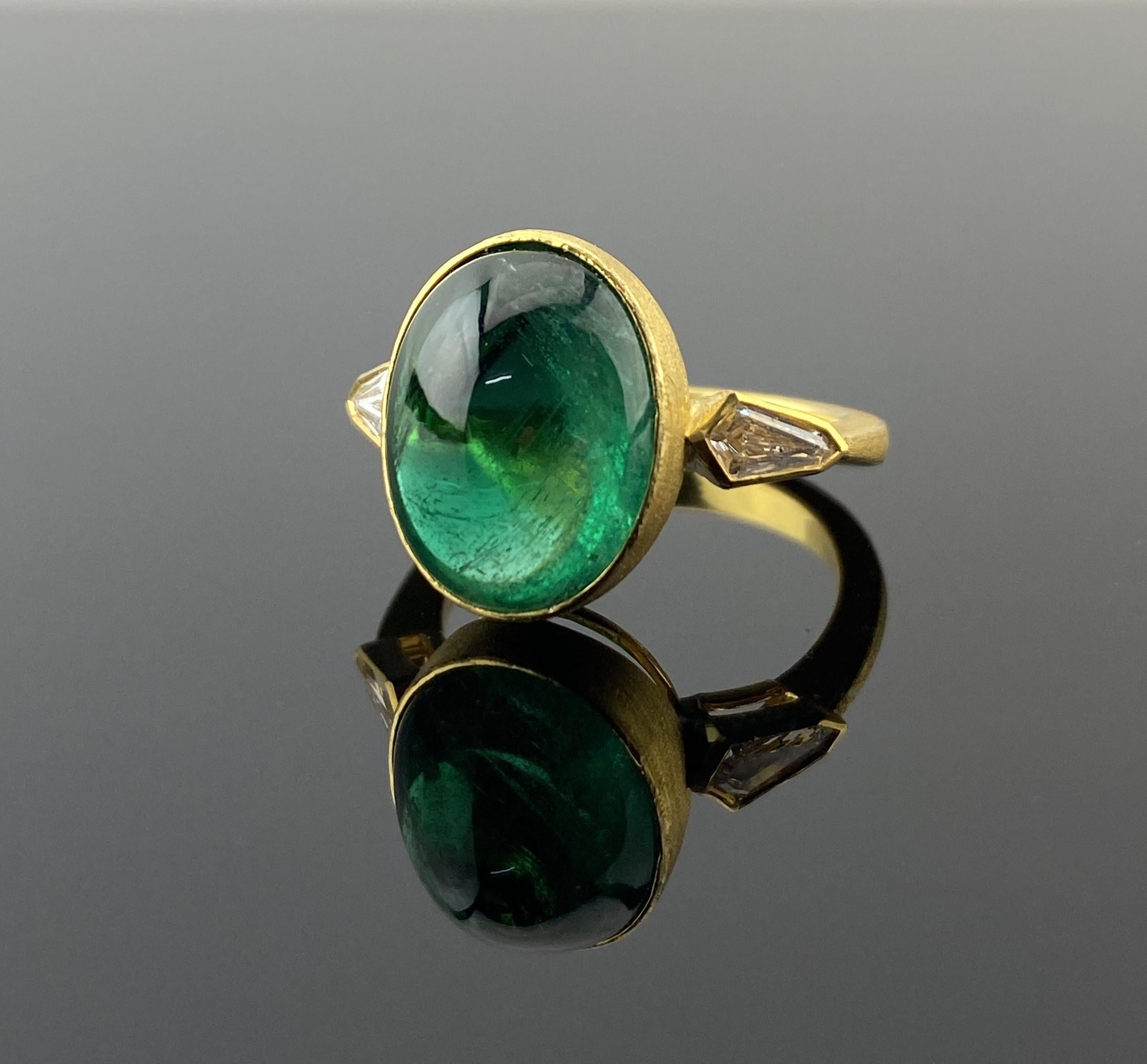 Art Deco Certified 18K Yellow Gold Matt Finish Emerald Cabochon & Diamond Engagement Ring For Sale