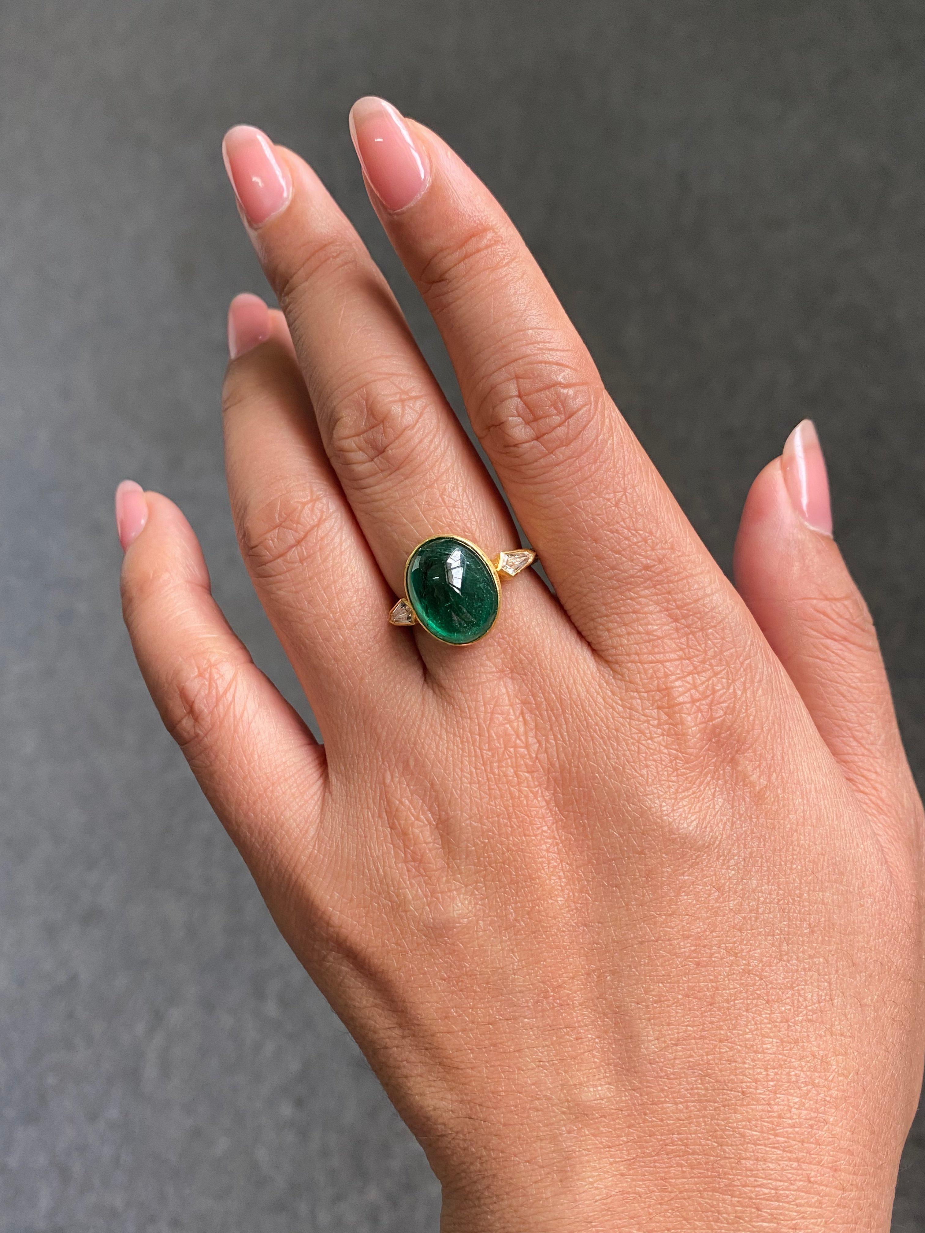 Certified 18K Yellow Gold Matt Finish Emerald Cabochon & Diamond Engagement Ring For Sale 11