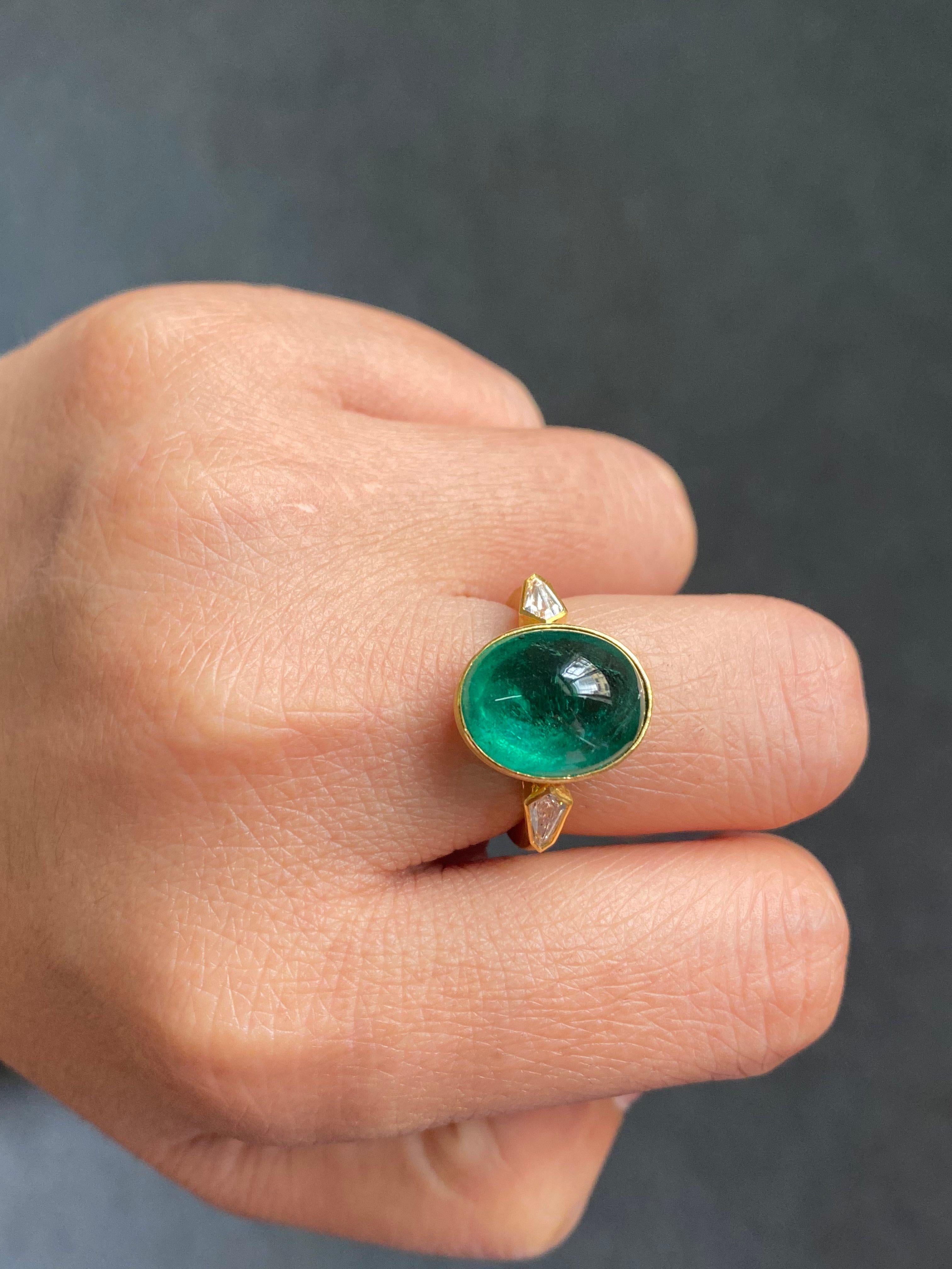 Certified 18K Yellow Gold Matt Finish Emerald Cabochon & Diamond Engagement Ring For Sale 7