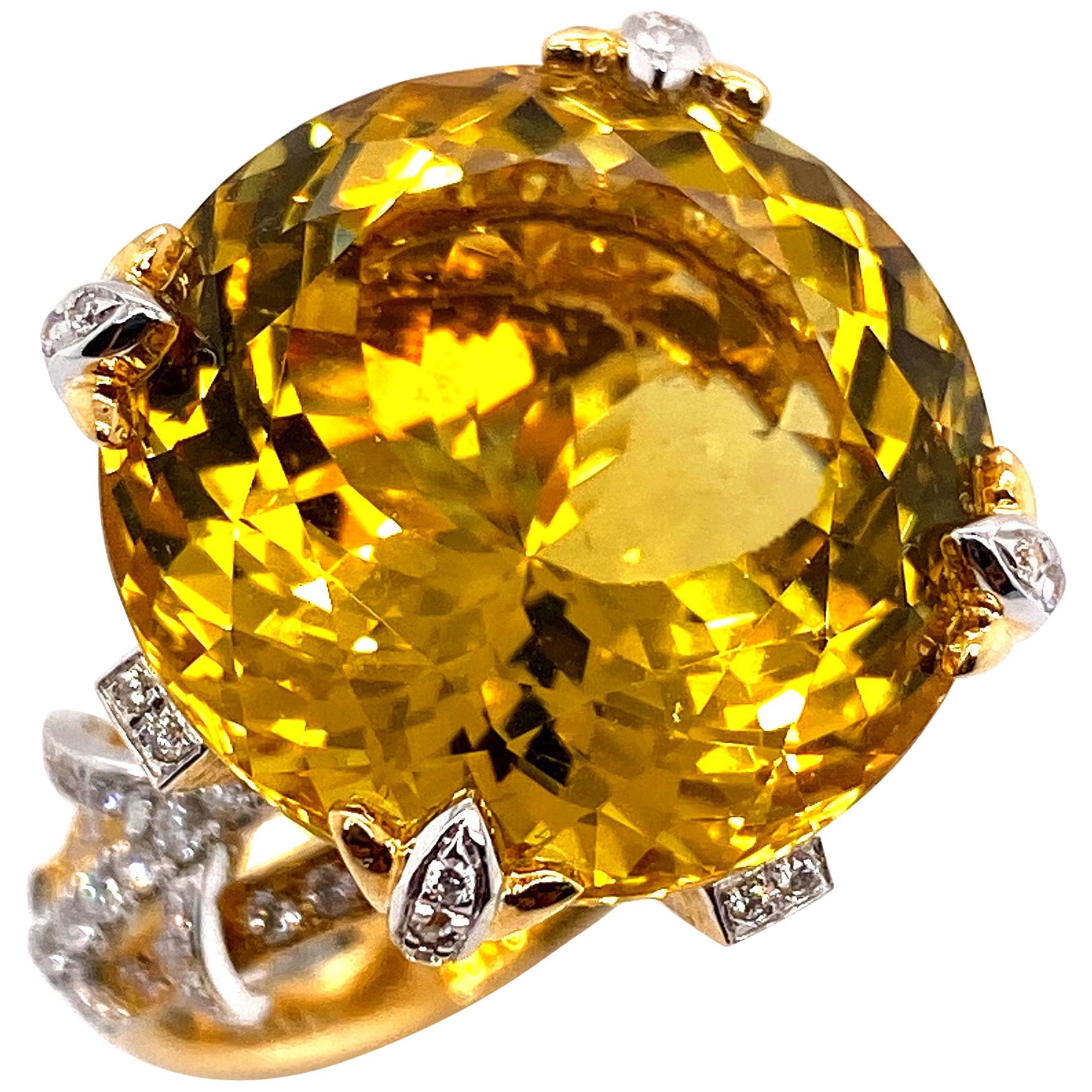 Certified 19.06 Carat Natural Yellow Beryl and Diamond Statement Ring