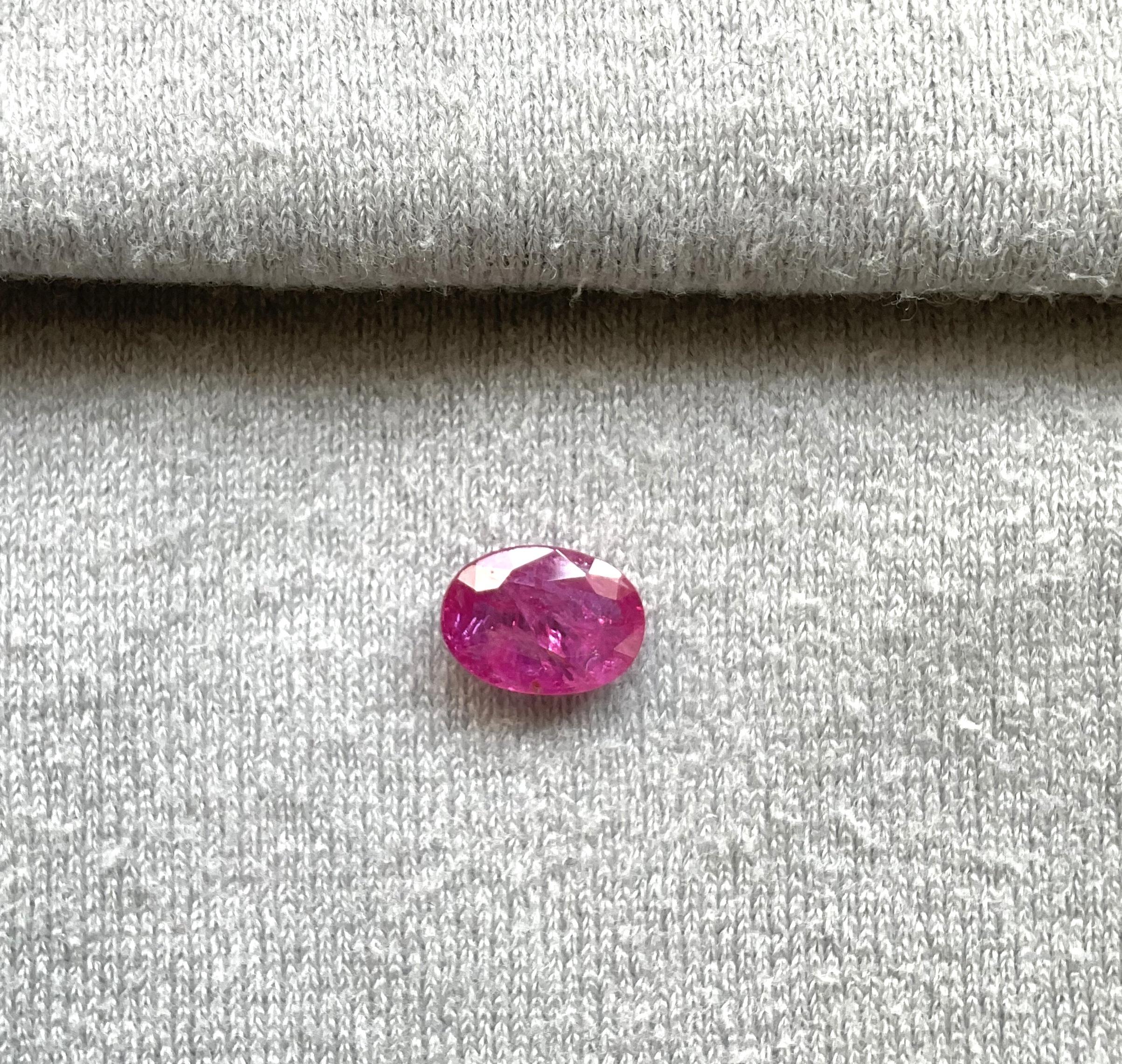 Certified 1.93 Carats Mozambique Ruby Oval Faceted Cutstone No Heat Natural Gem In New Condition In Jaipur, RJ