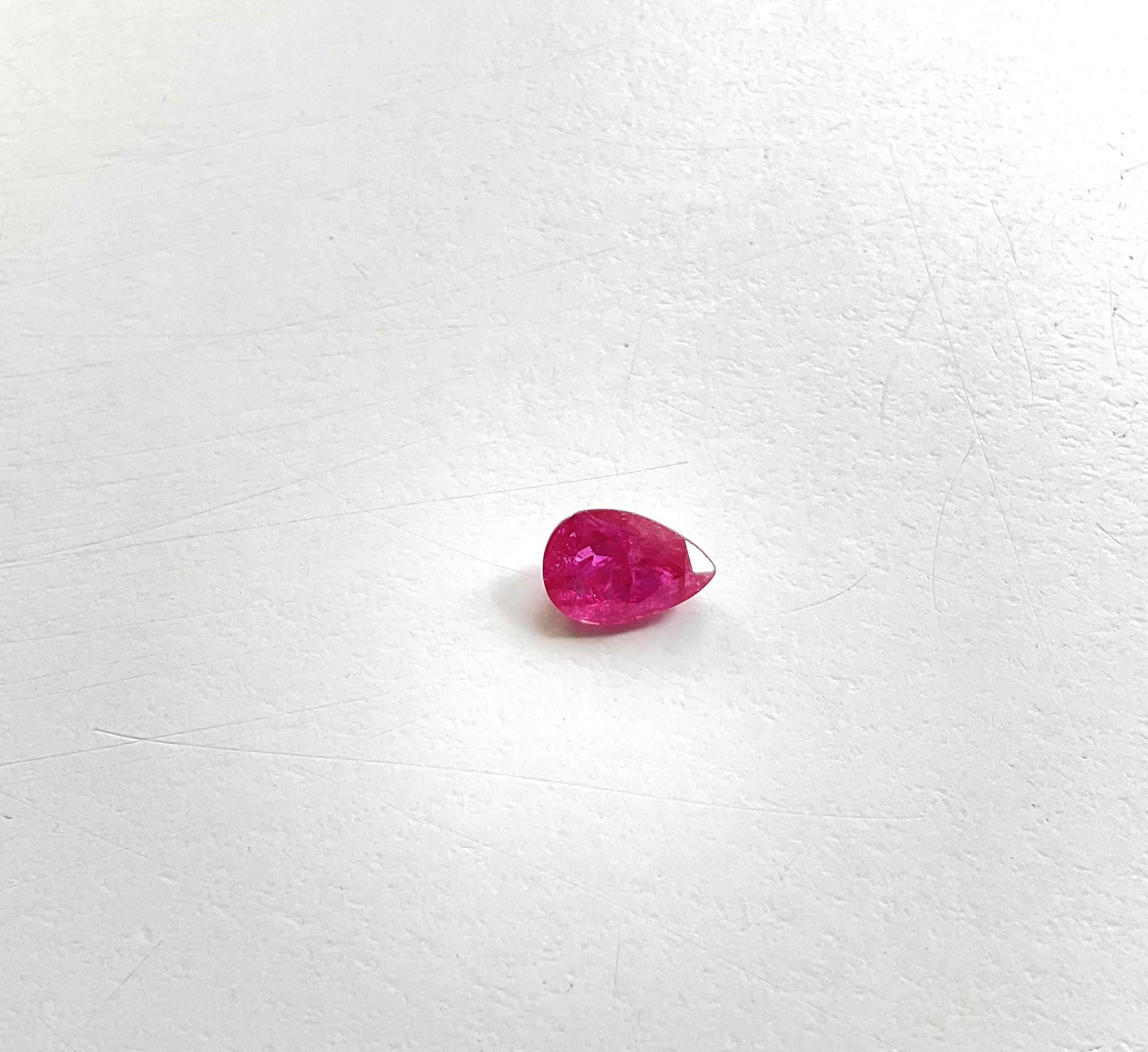 Certified 1.94 Carats Mozambique Ruby Pear Faceted Cutstone No Heat Natural Gem For Sale 2