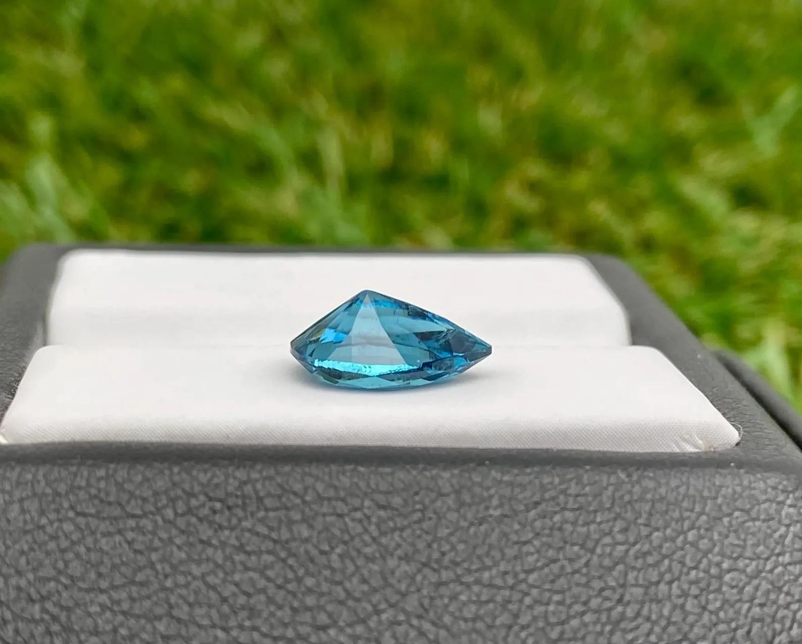 Zertifizierter 1.95Ct Natürlicher Blauer Turmalin Edelstein, Birnenschliff, Herkunft Nigeria im Angebot 3
