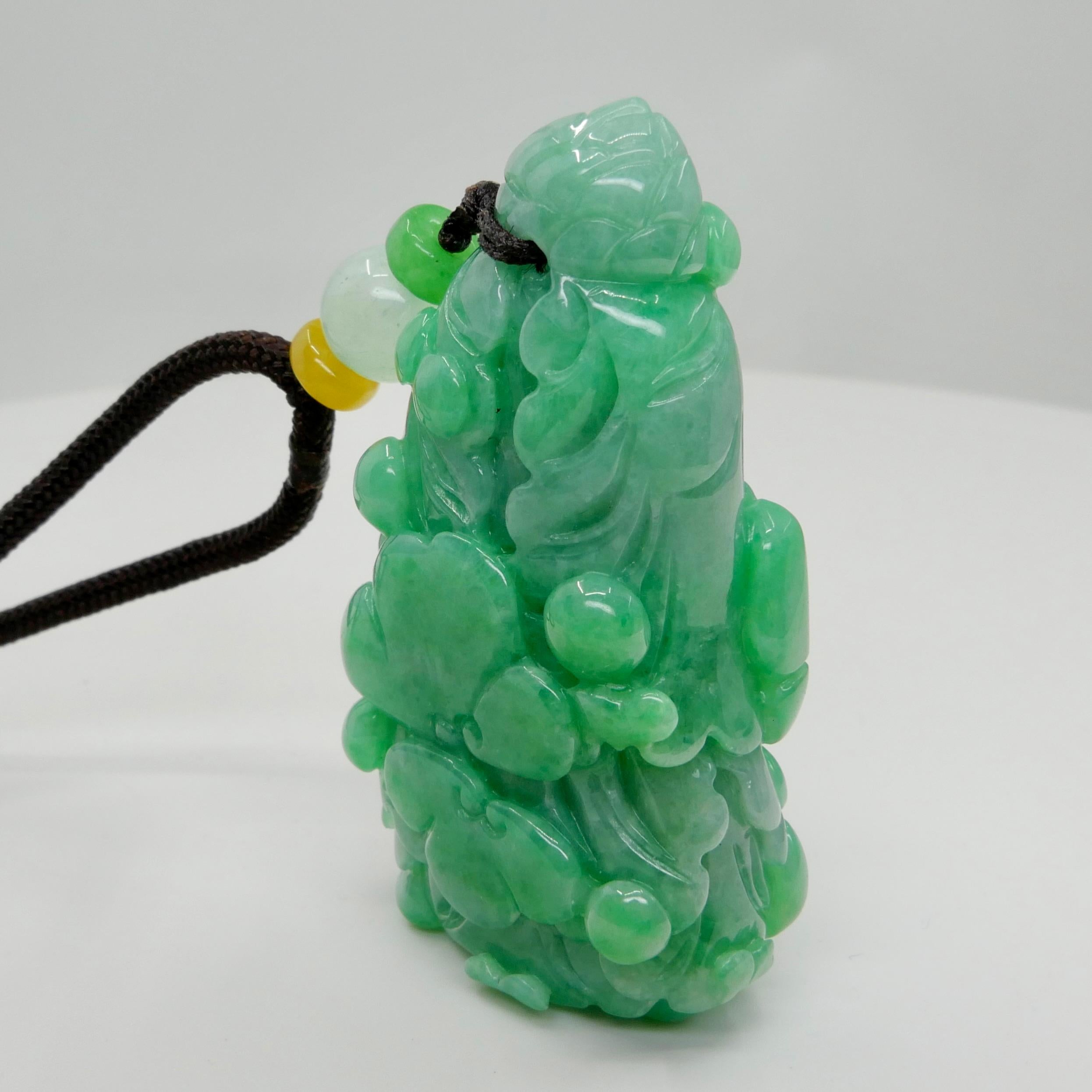 Certified 196.5cts Natural Apple Green Jadeite Jade Flower Pendant Necklace For Sale 3