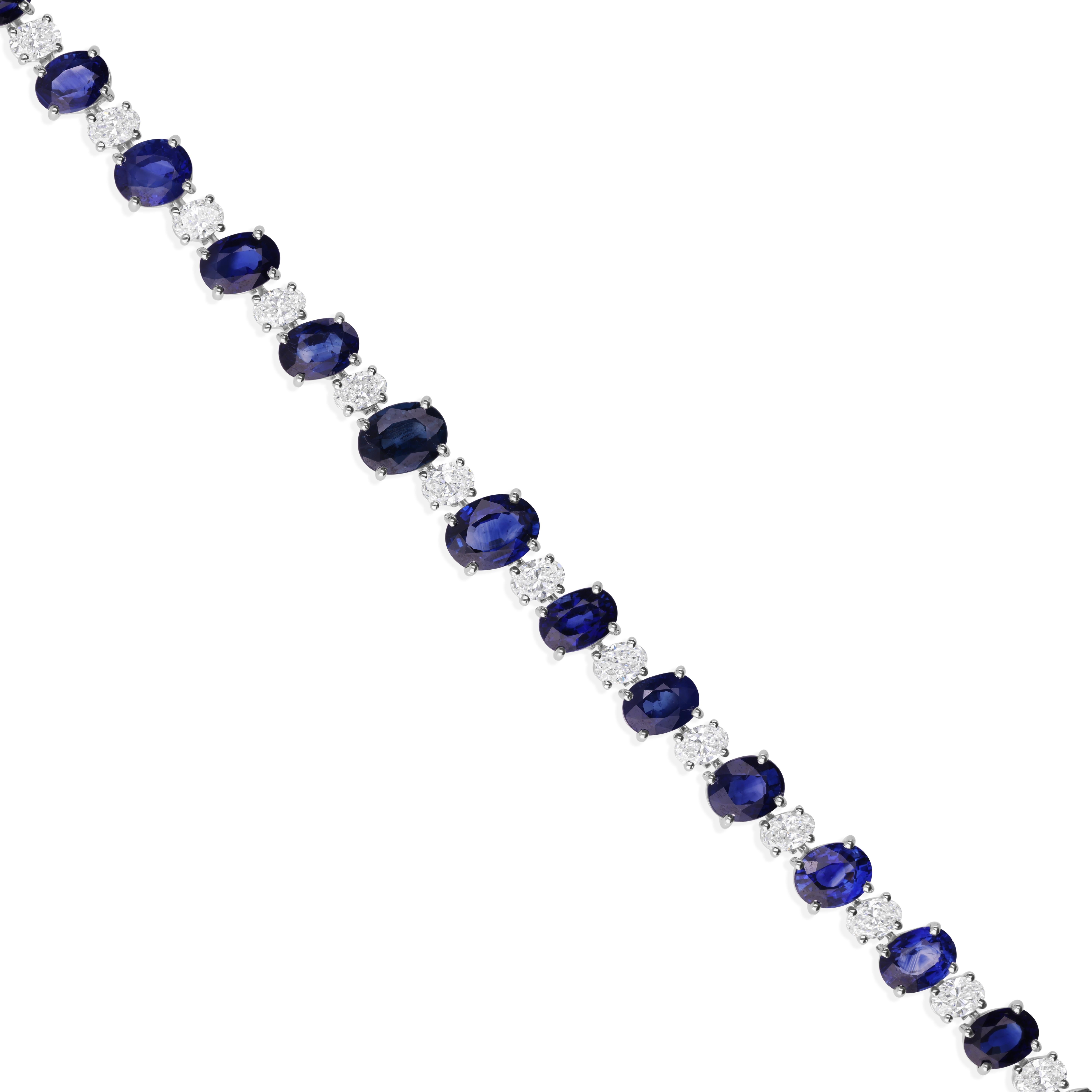 Bracciale tennis certificato con diamanti e zaffiri blu da 19,80 CTW, oro bianco 18 carati In condizioni Nuovo in vendita a Diera, Dubai