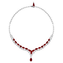 Collier de pendentifs en platine avec rubis et diamants certifiés de 19,82 carats en forme de poire
