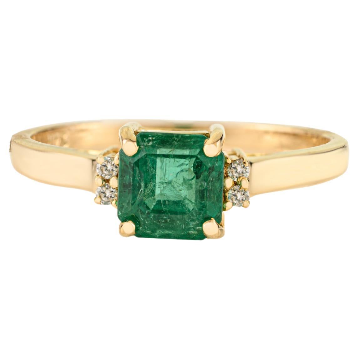 En venta: Anillo solitario de esmeralda natural y diamante de corte cuadrado certificado de 1 quilate en oro de 14 quilates