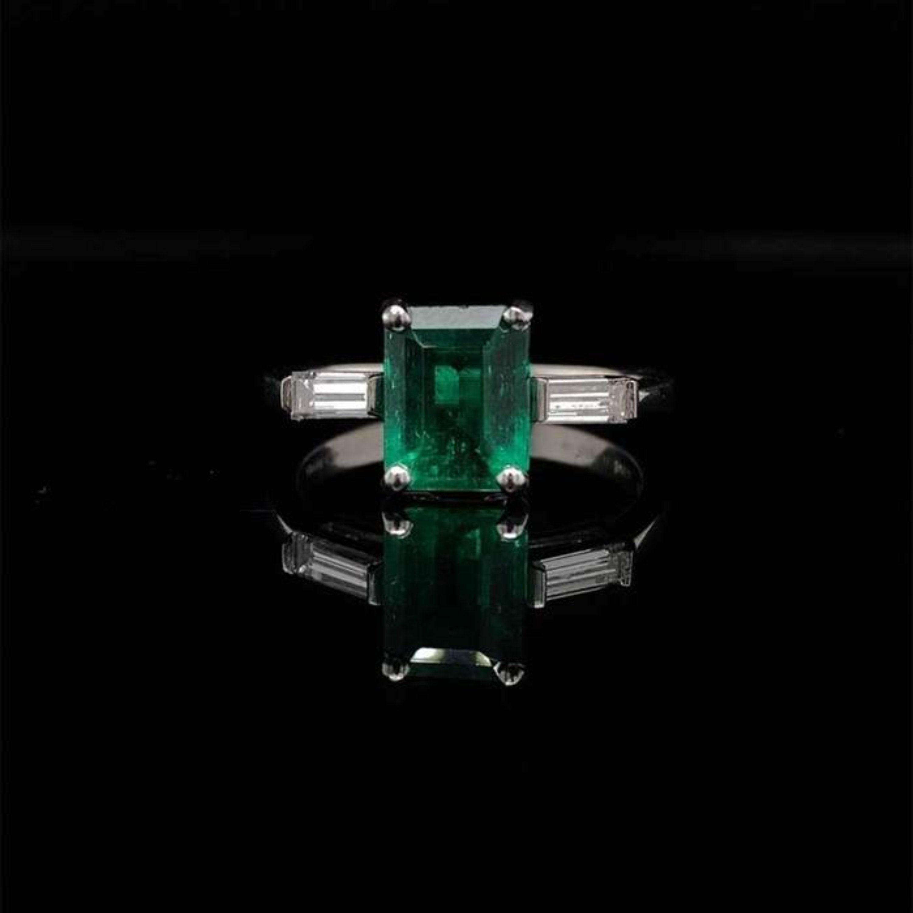 For Sale:  Certified 2 Carat Natural Emerald and Diamond Engagement Ring, White Gold Ring 3