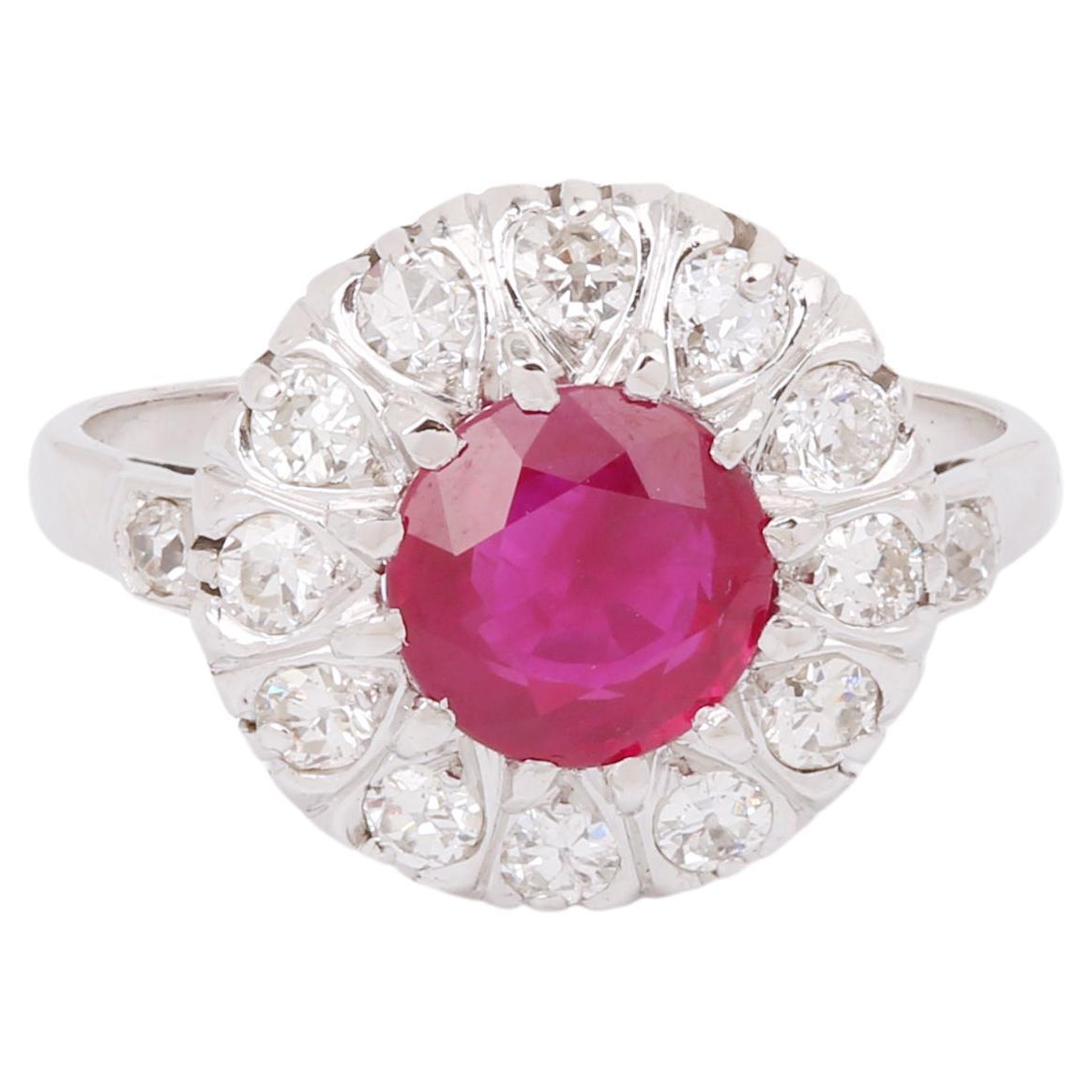 Gänseblümchenring, zertifizierter 2 Karat burmesischer Rubin Diamanten Platin 18 Karat Weißgold
