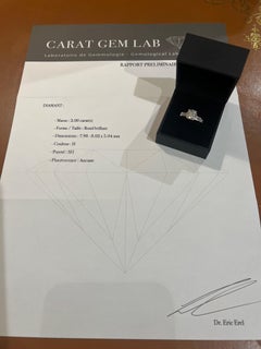 Certified 2 Carats Diamond 18 Carats White Gold Solitaire Ring