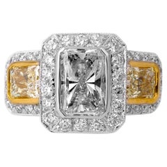 Anillo de compromiso de diamantes talla esmeralda certificados de 2,00 quilates en oro blanco de 18 quilates