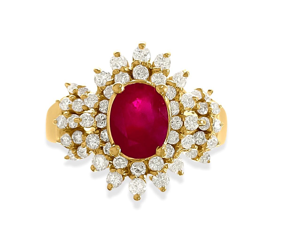 Certified 2.00 Carat Natural Burma Ruby Diamond Ring In Excellent Condition For Sale In Miami, FL