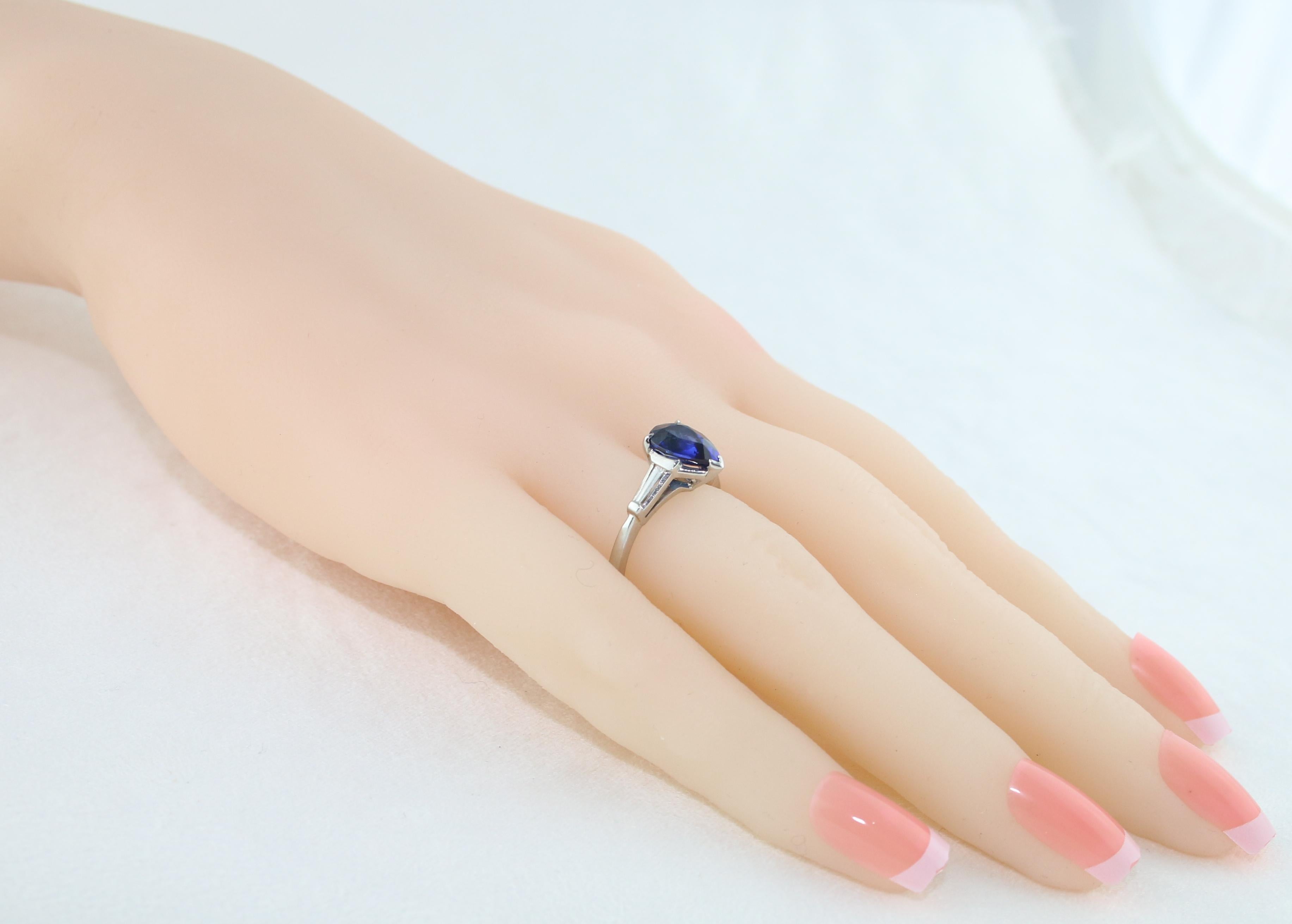 Women's Certified 2.01 Carat Pear Blue Sapphire Diamond Platinum Ring For Sale