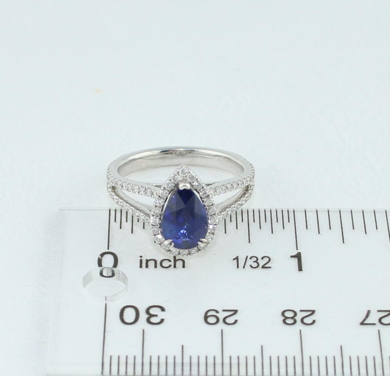 Certified 2.02 Carat Pear Blue Sapphire Diamond Halo Gold Ring For Sale 2