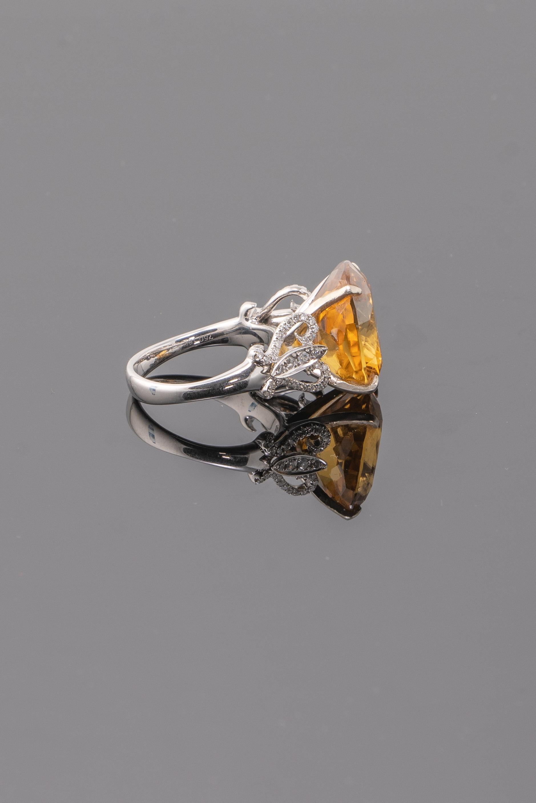 Art Deco Certified 20.38 Carat Natural Yellow Zircon and Diamond Cocktail Ring For Sale
