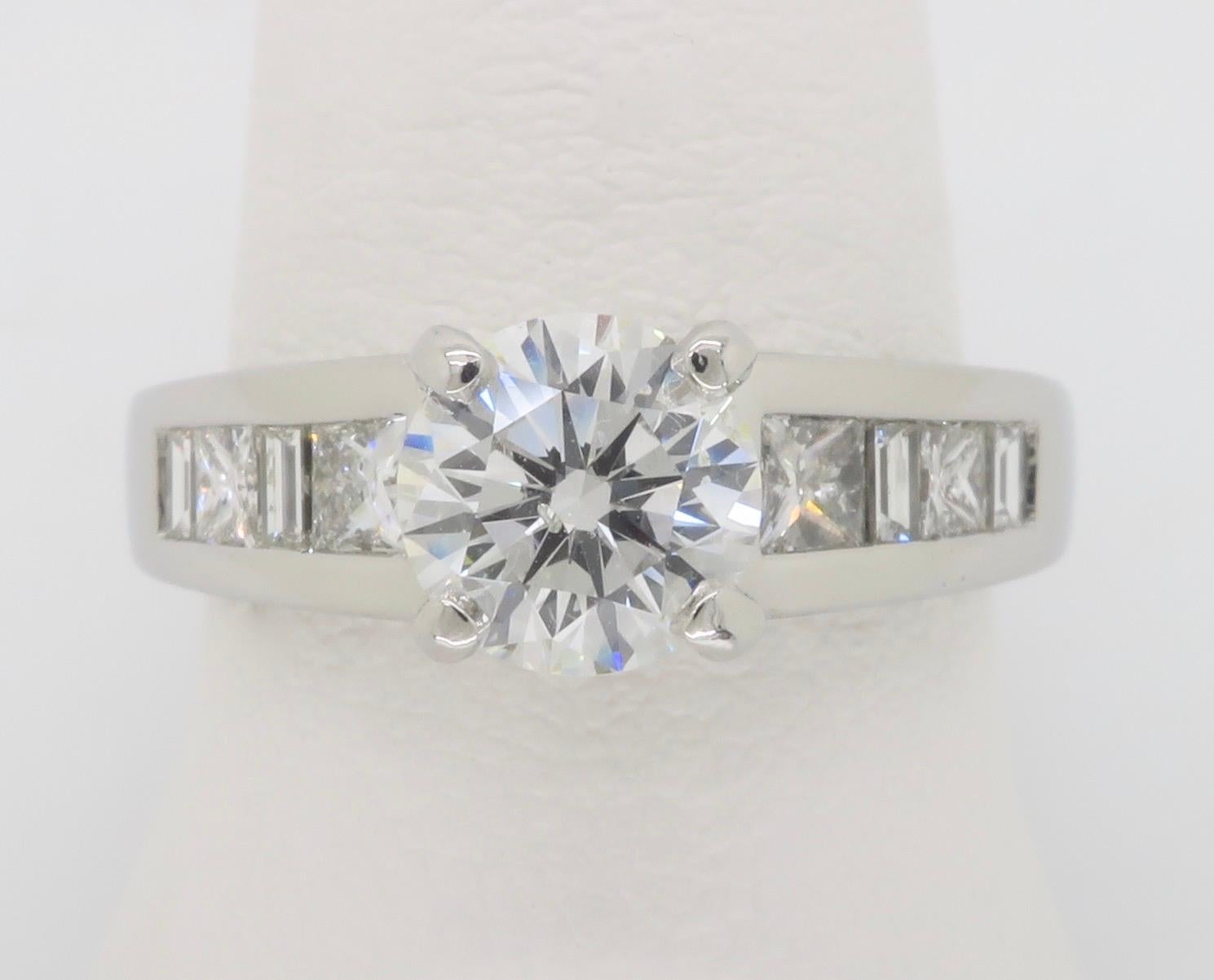 Round Cut Certified 2.03ctw Diamond Ring Crafted in Platinum For Sale