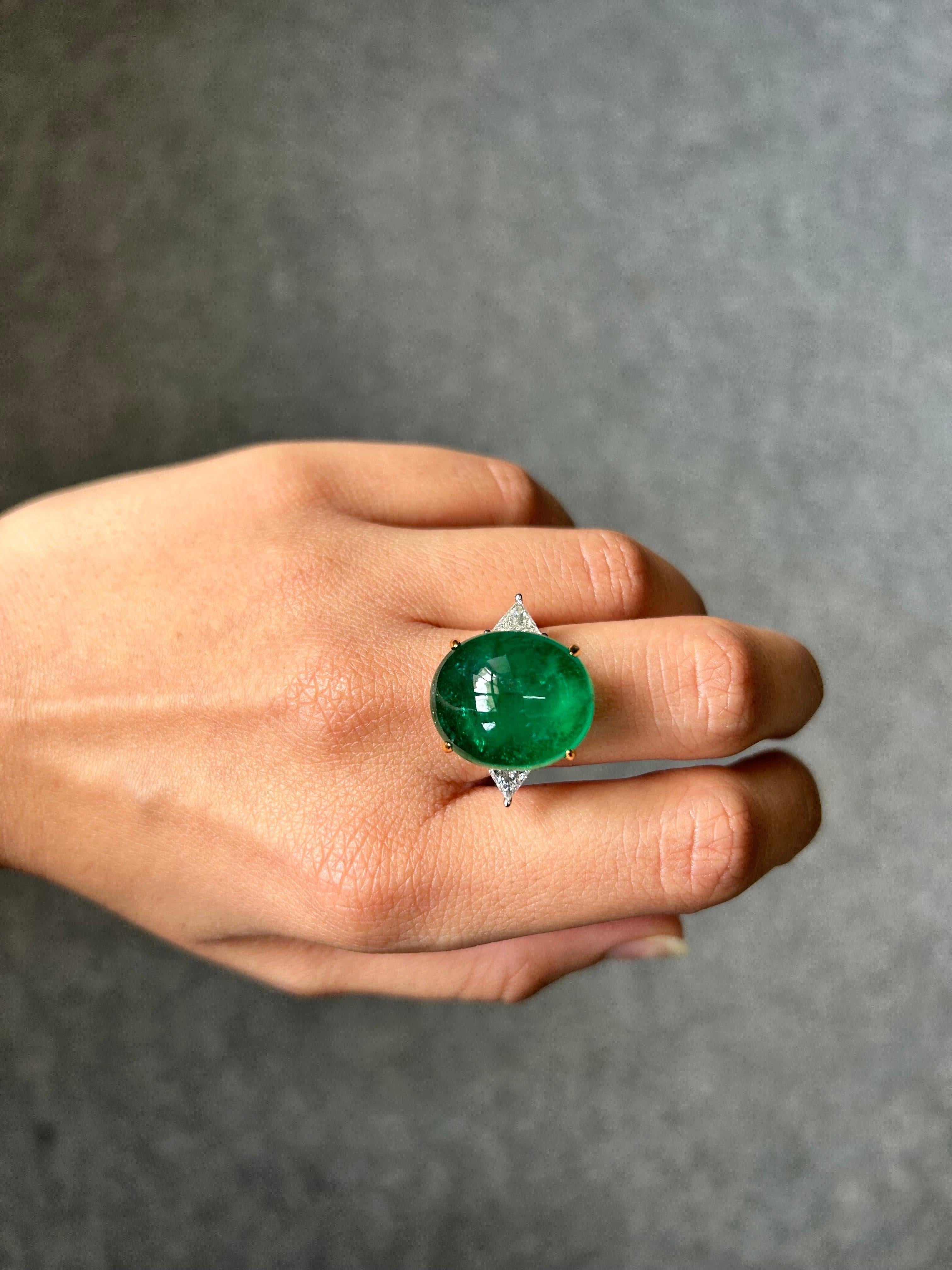 Certified 20.47 Carat Emerald Cabochon Three Stone Engagement Ring For Sale 3