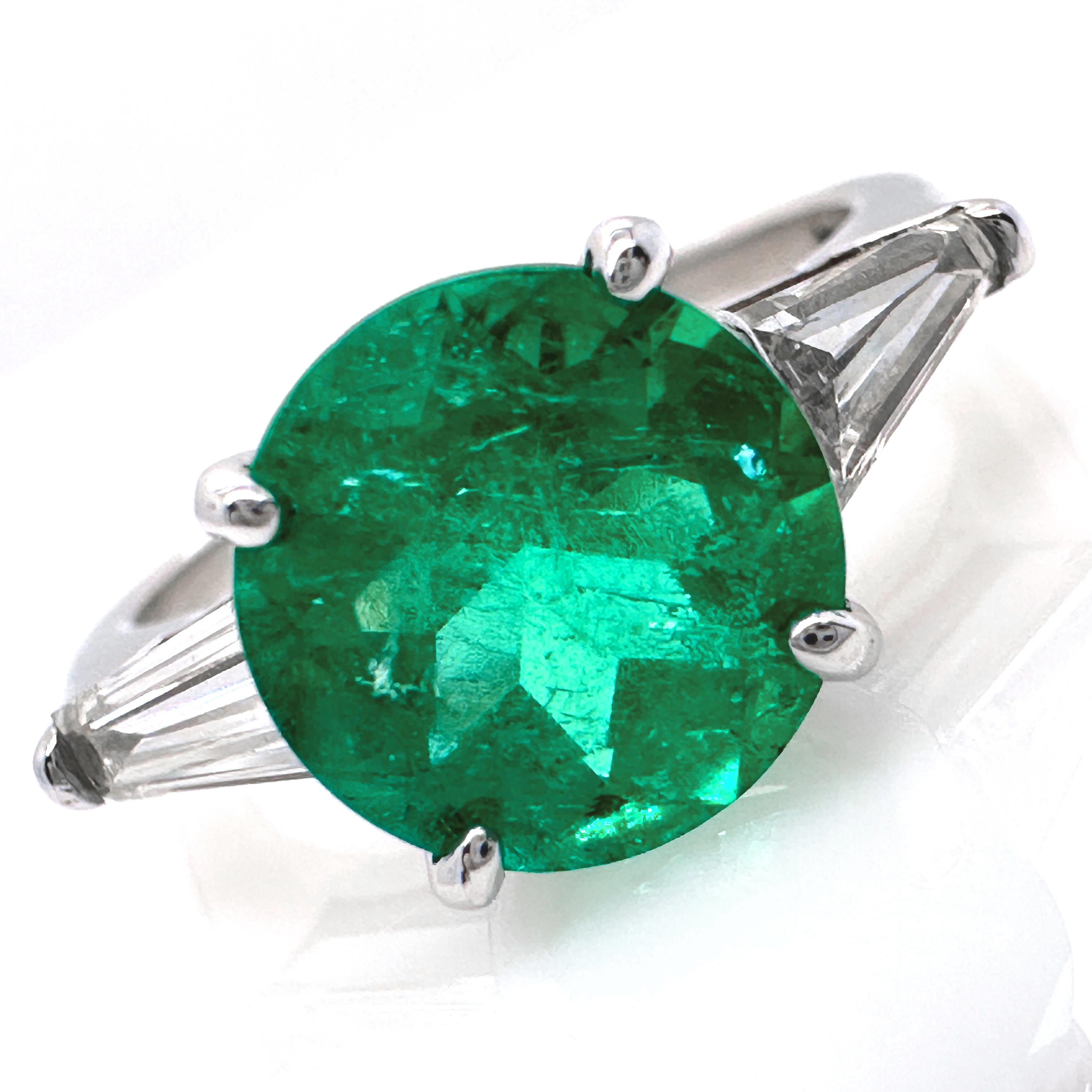 Eytan Brandes made this classic and elegant three-stone ring to show off a beautiful old European cut diamond, but no sooner did he finish the ring than a dealer in New York made him an offer he couldn't refuse for the diamond.

With no diamonds of