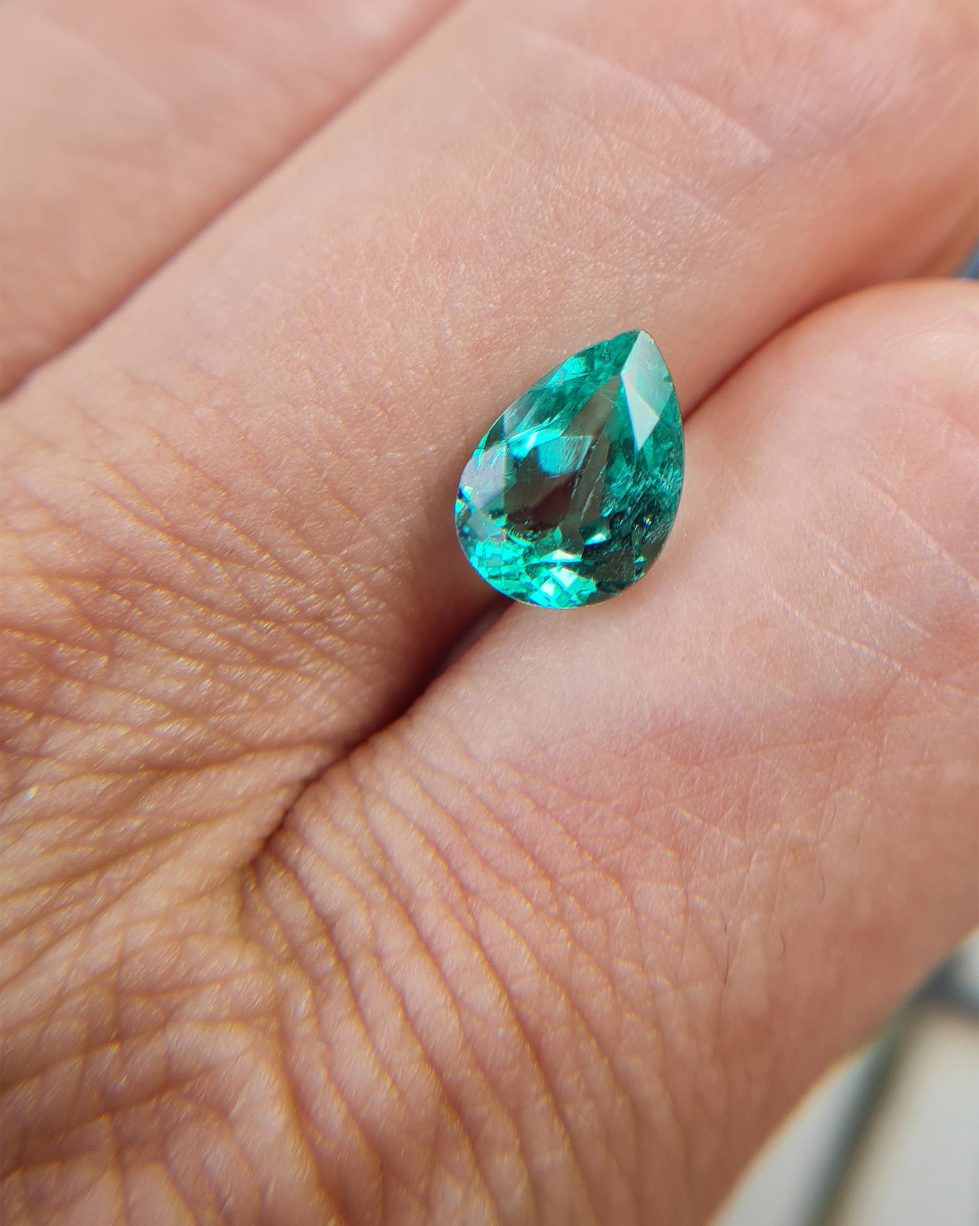 Contemporary Certified 2.12 Carat Colombian Emerald