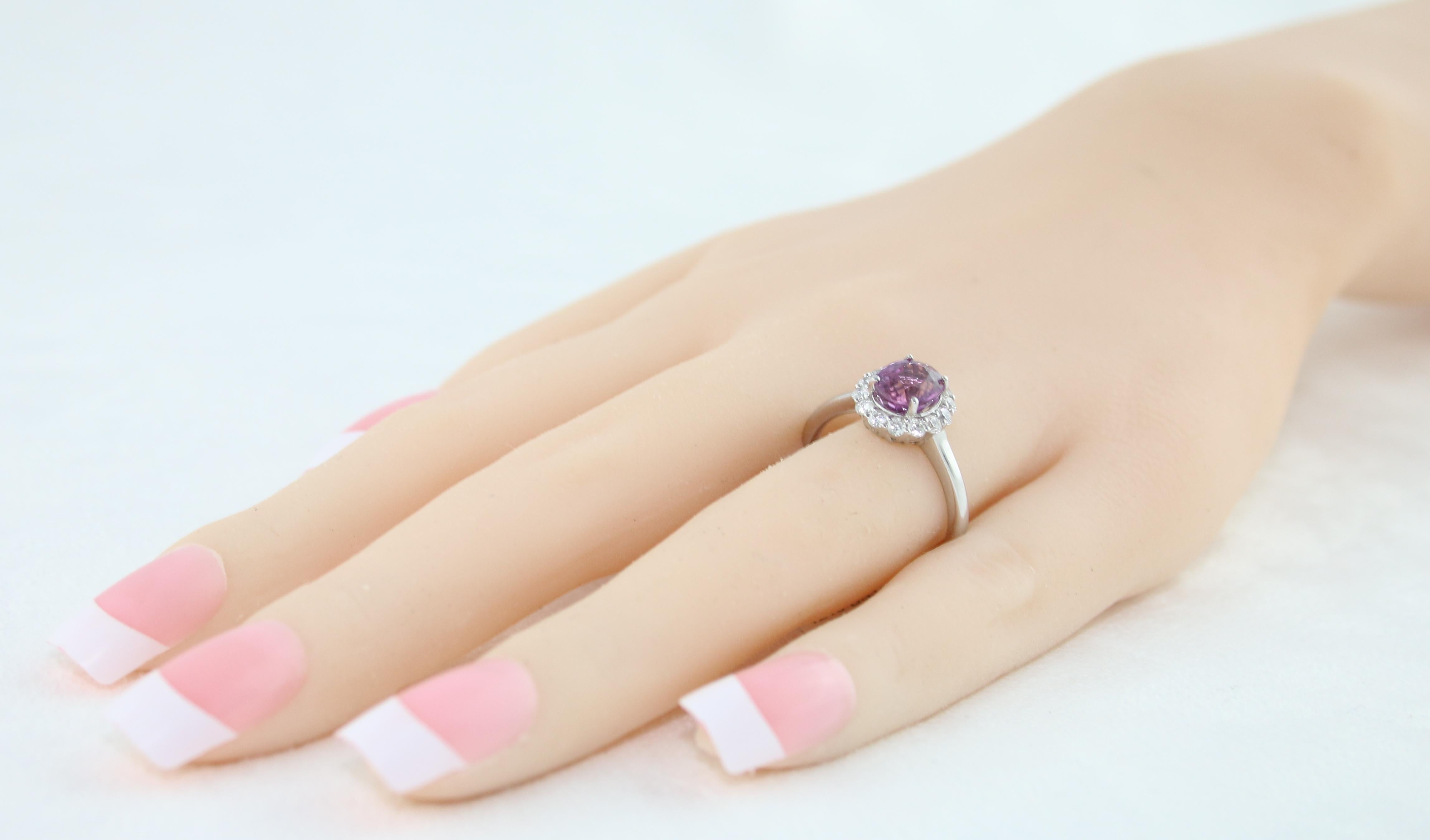 Women's Certified 2.13 Carat Oval Purple Sapphire Diamond Halo Gold Ring For Sale