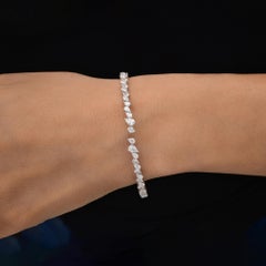 Zertifizierter 2,15 Karat SI/H Naturdiamant 18 Karat Weißgold Manschettenarmband