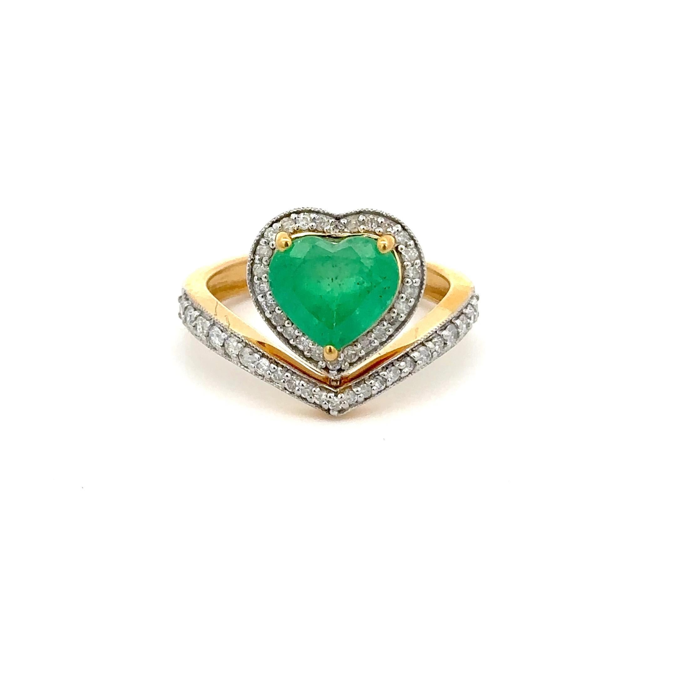 For Sale:   Heart Cut Green Emerald and Diamond Ring in 18kt Solid Yellow Gold 3