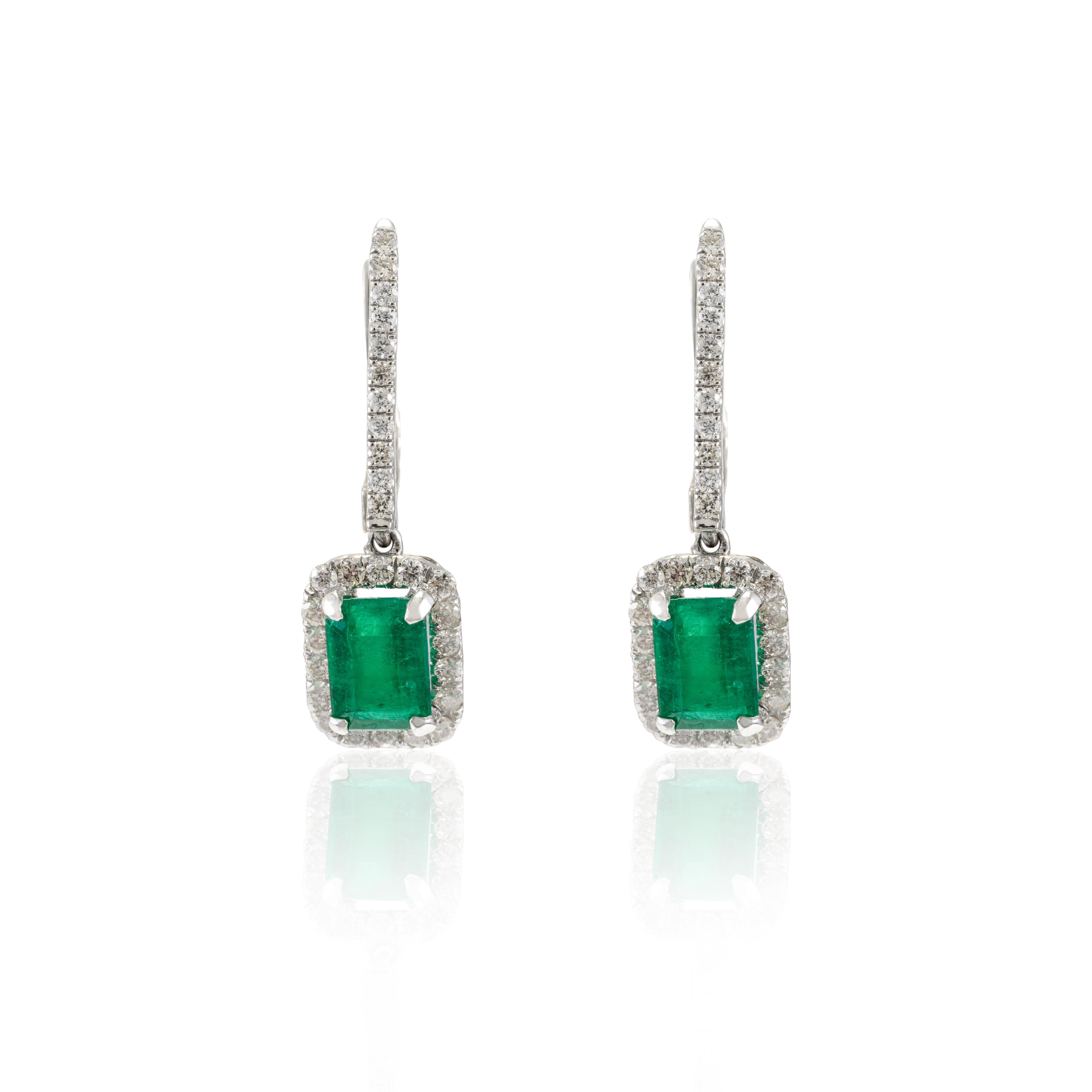 Art Deco Certified 2.18 Carat Green Emerald and Diamond Earrings 18k Solid White Gold For Sale