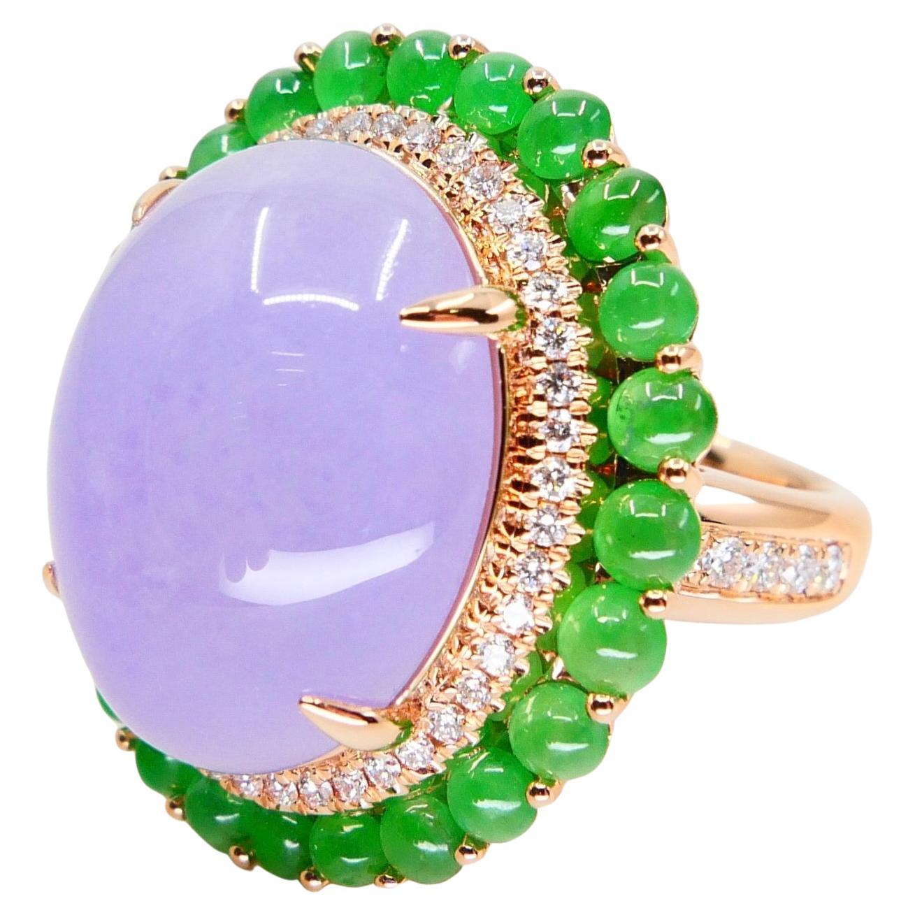 Anello cocktail con diamanti e giada verde mela e lavanda da 22 carati certificati. Sostanziale