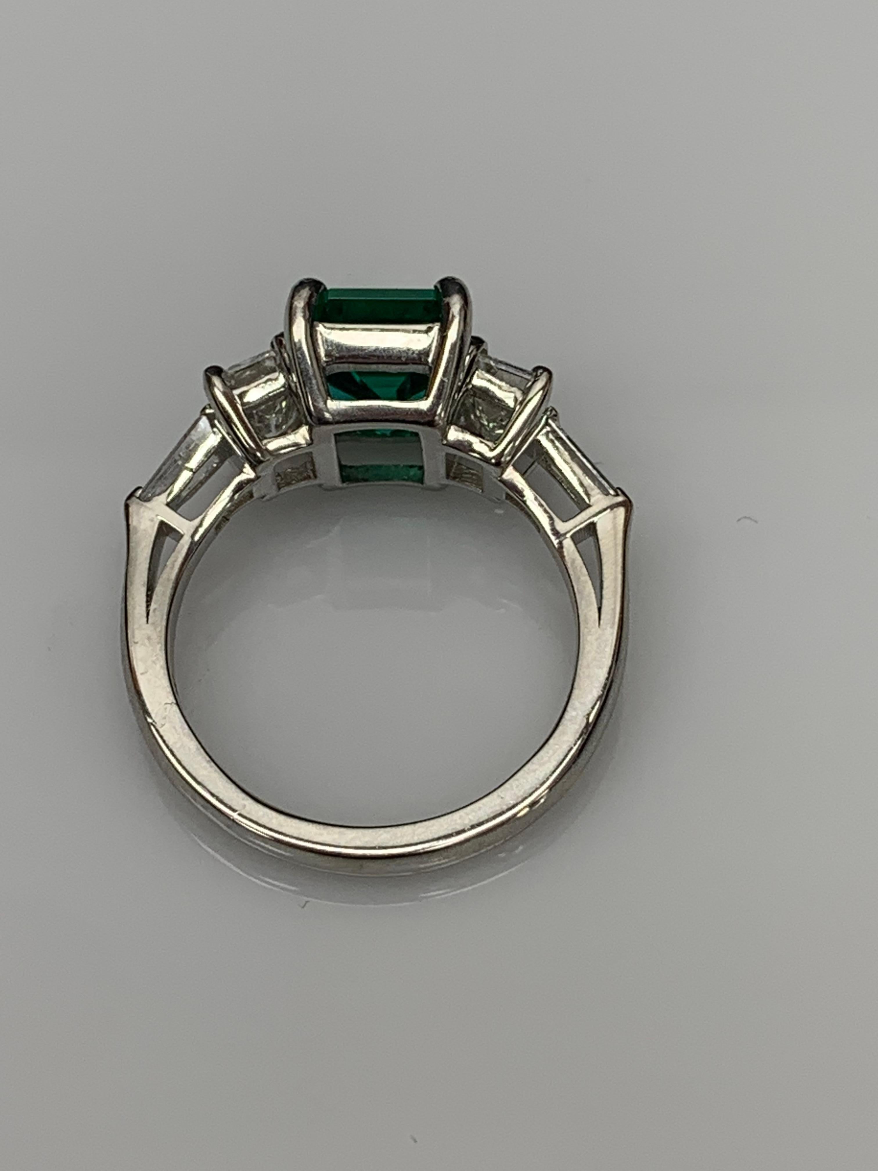 Certified 2.22 Carat Emerald Cut Emerald and Diamond Five-Stone Engagement Ring For Sale 5