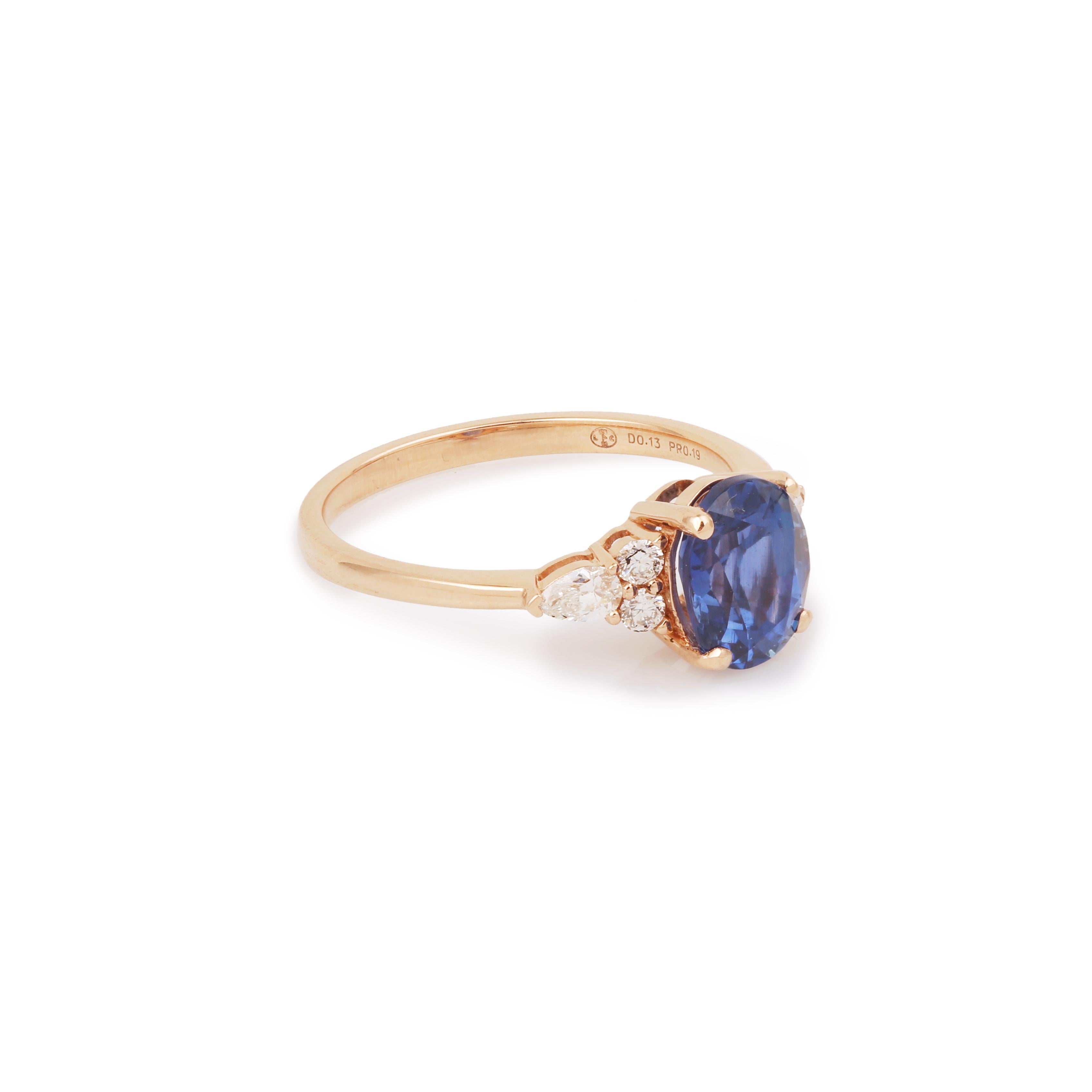 A rose gold ring set with a 2.25-carat unheated oval-cut sapphire set with brilliant and pear-cut diamonds.

Ideal for an engagement!

Sapphire weight: 2.25 carats

With Gem Paris certificate, specifying natural sapphire, no indication of treatment,