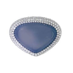 Certified 22.65 Carat Lavender Chalcedony Cabochon Diamond 18 Karat Gold Ring