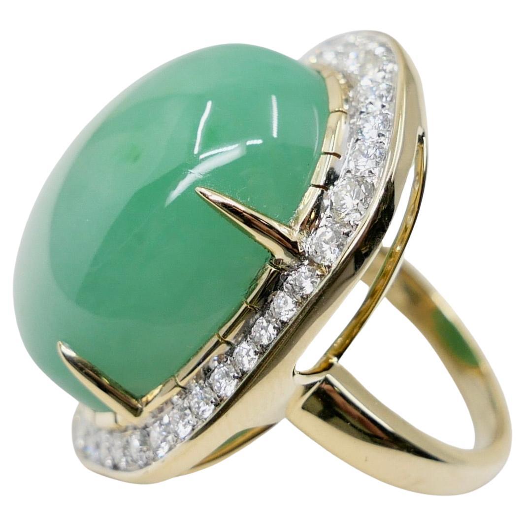 Cocktailring, zertifiziert 22,75 x 18 mm Jade & Diamant. Apfelgrün, massives Design! im Zustand „Neu“ im Angebot in Hong Kong, HK