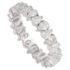 Zertifizierter Ewigkeitsring mit einem Diamanten im Birnenschliff von 2,3 Karat aus 18 Karat Weißgold
