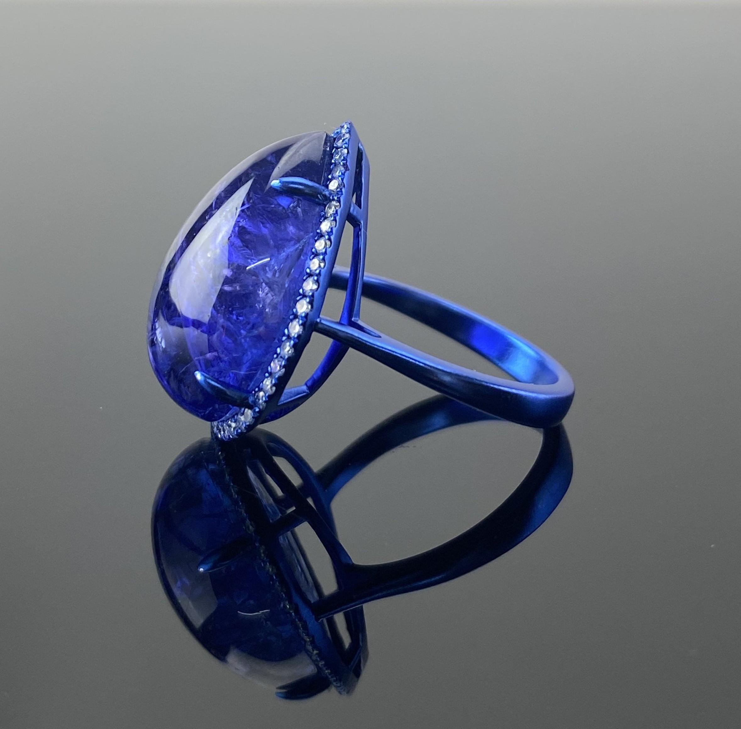 Anello cocktail con tanzanite e diamanti da 23 carati certificati in oro bianco 18 carati In condizioni Nuovo a Bangkok, Thailand